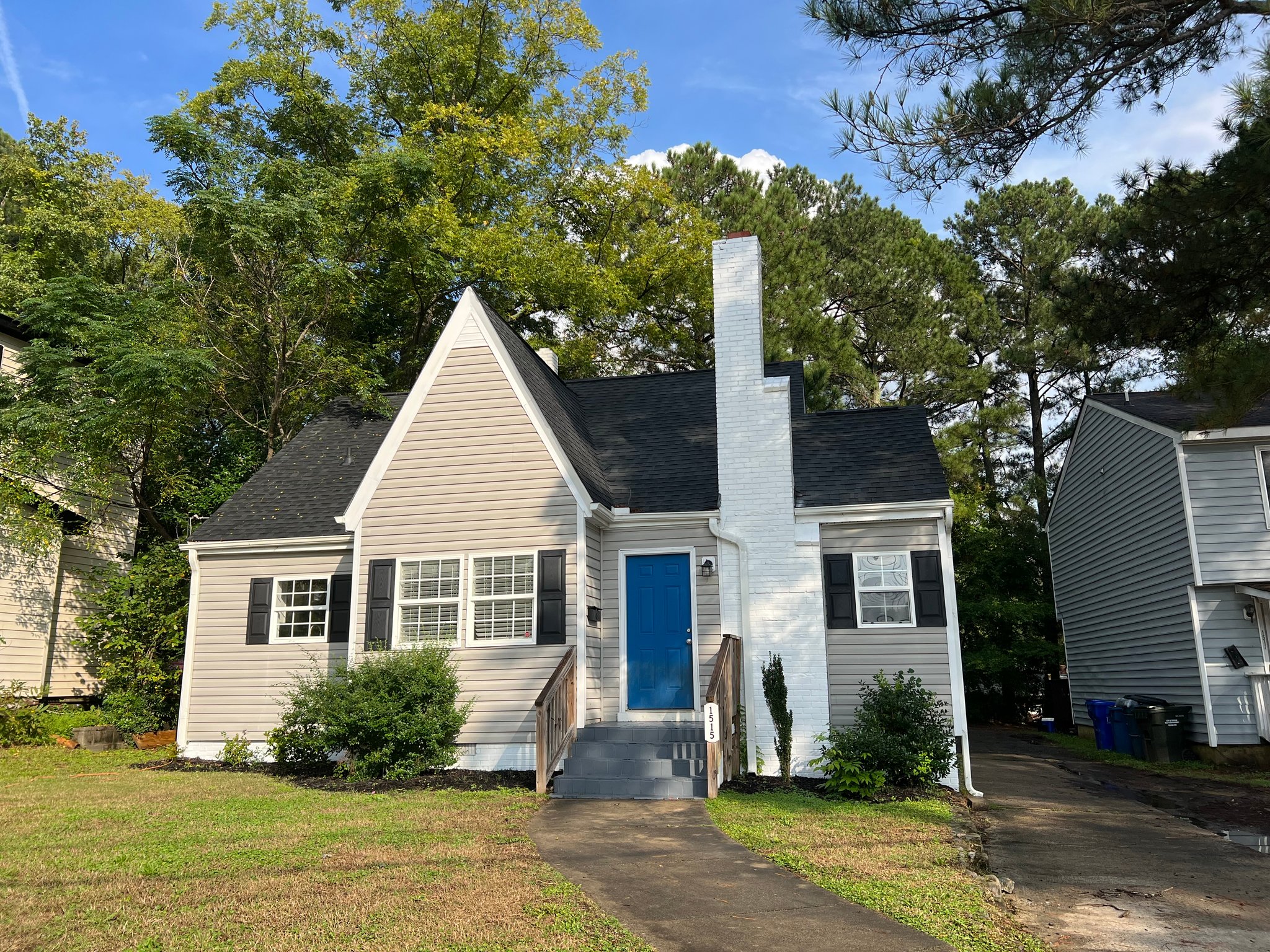 Durham House: 1515 S Alston Ave