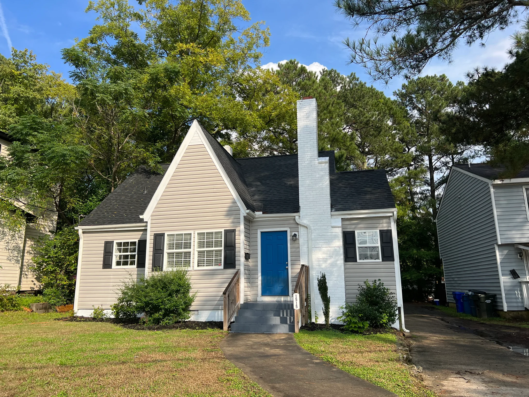 Durham House: 1515 S Alston Ave