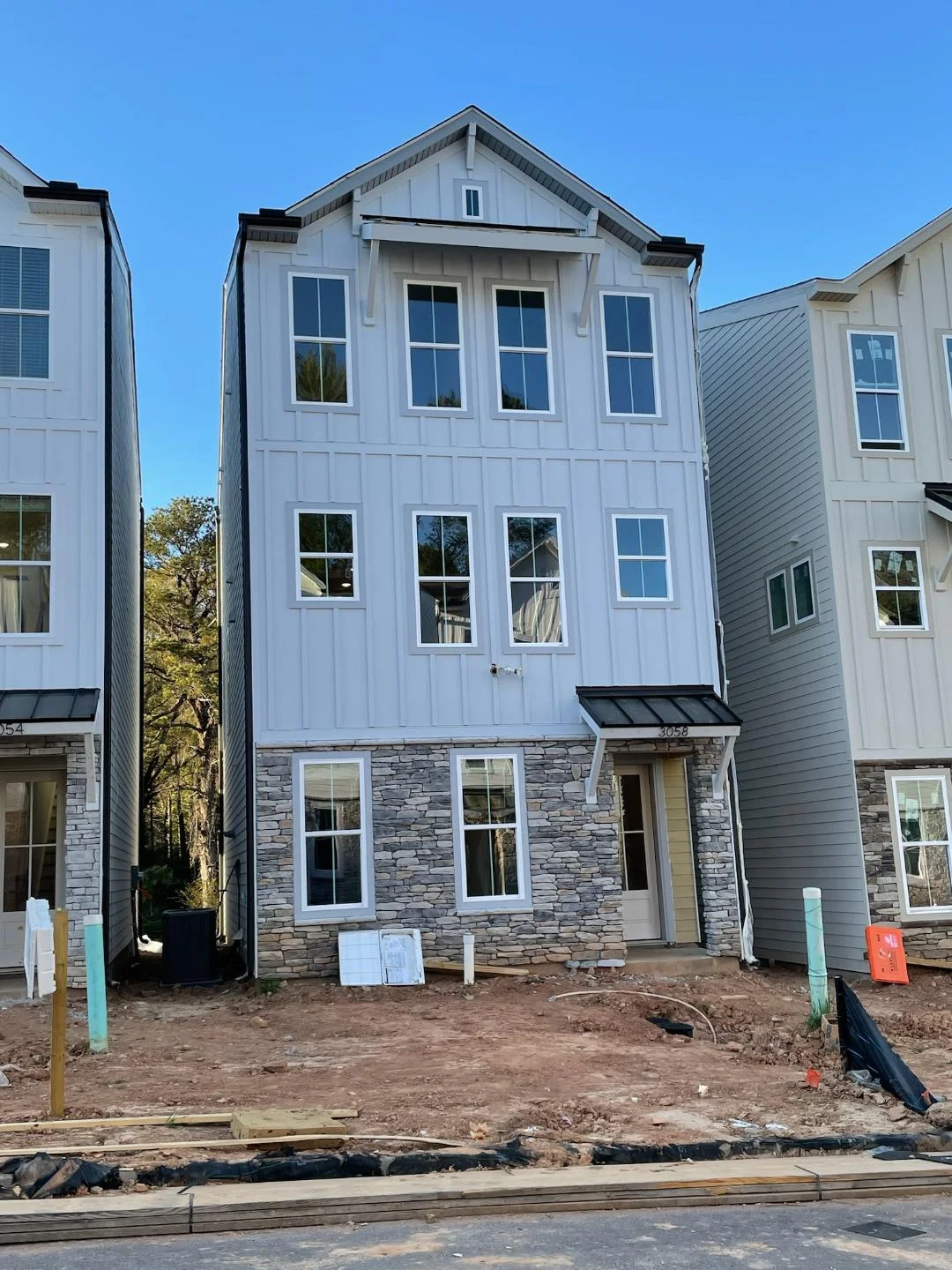 Scottdale House: 3022 Greco Place