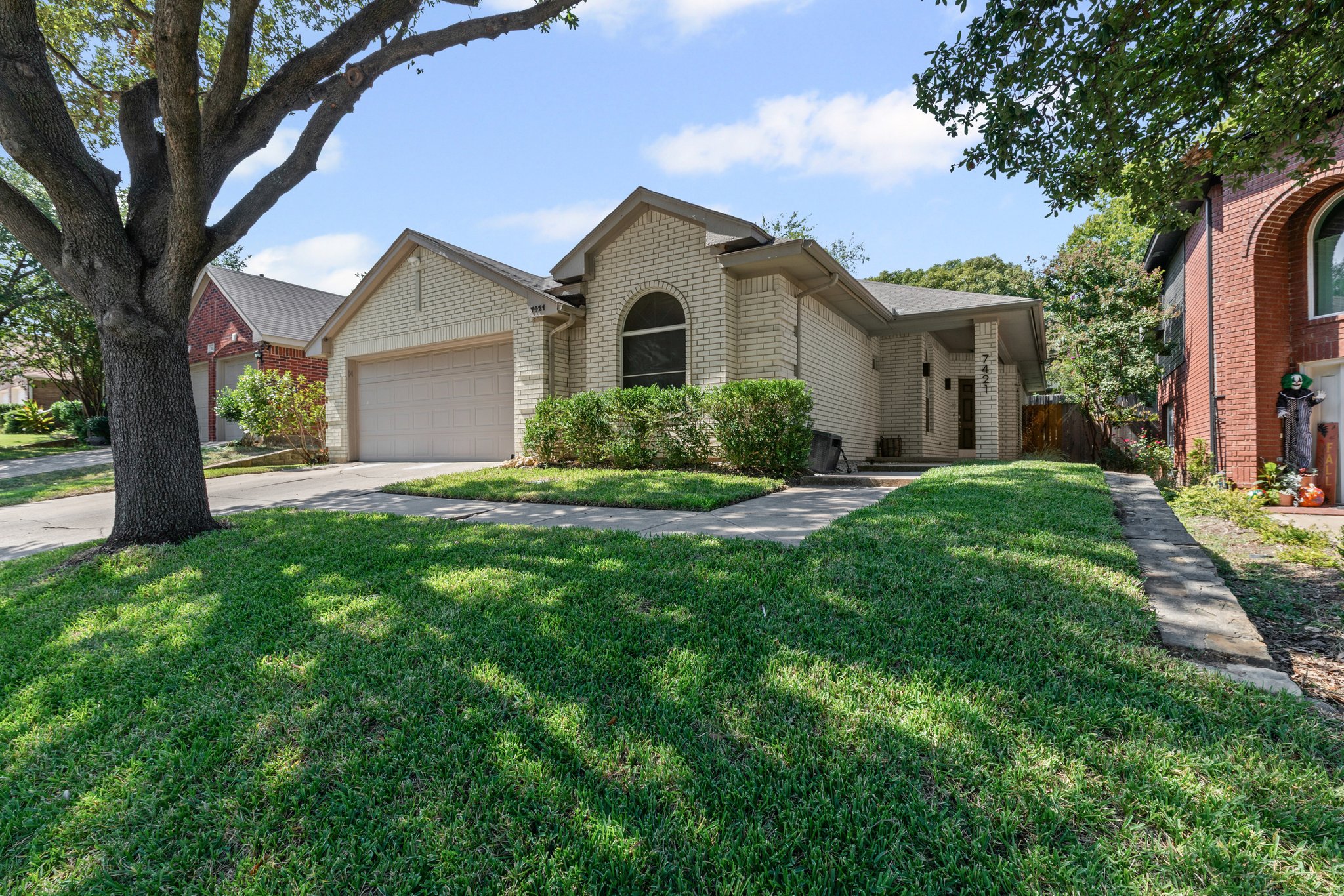 Fort Worth House: 7421 Buckskin Ct