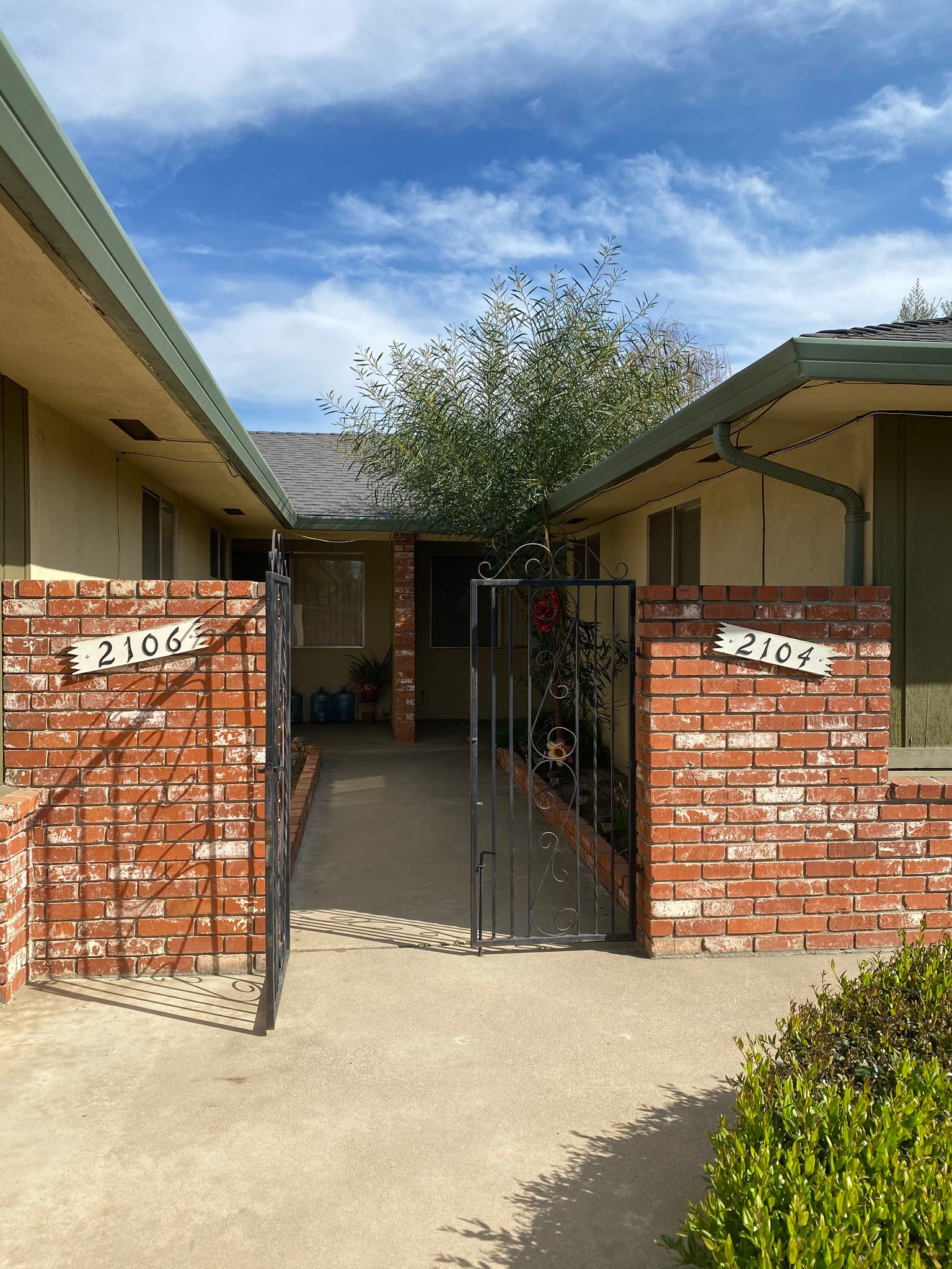 Modesto Apartment: 2104 Rose Ave