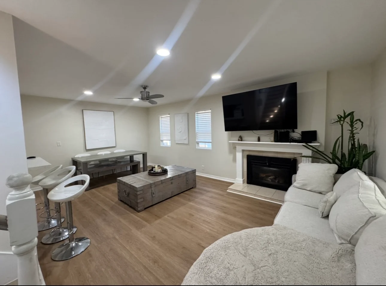 Los Angeles Other: 12027 Hammack St