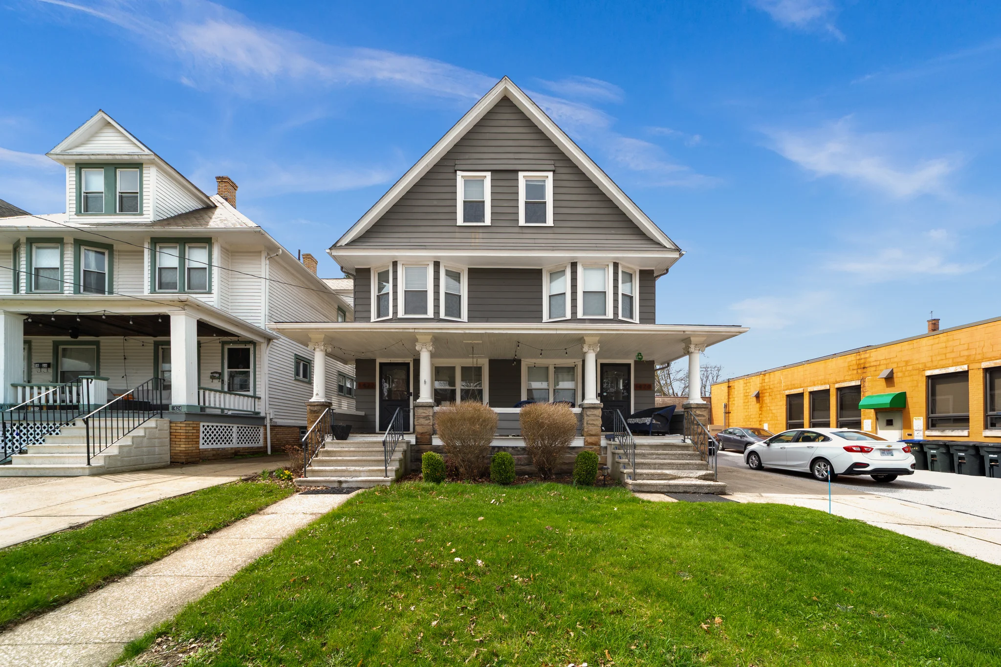 Lakewood Multiplex: 1422 Alameda Avenue