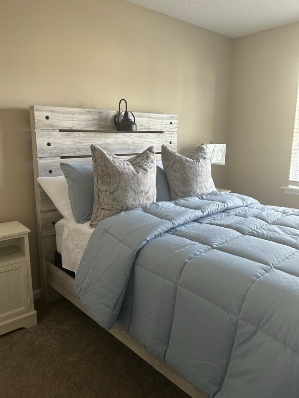 Raleigh House: 4802 Cutstone Ct