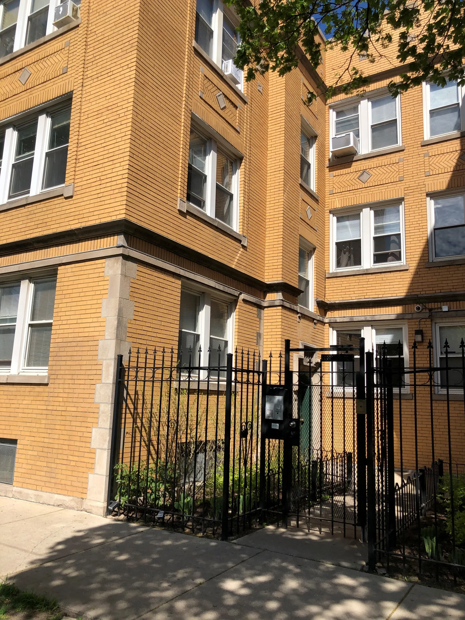 Chicago Apartment: 2357 N Kenneth