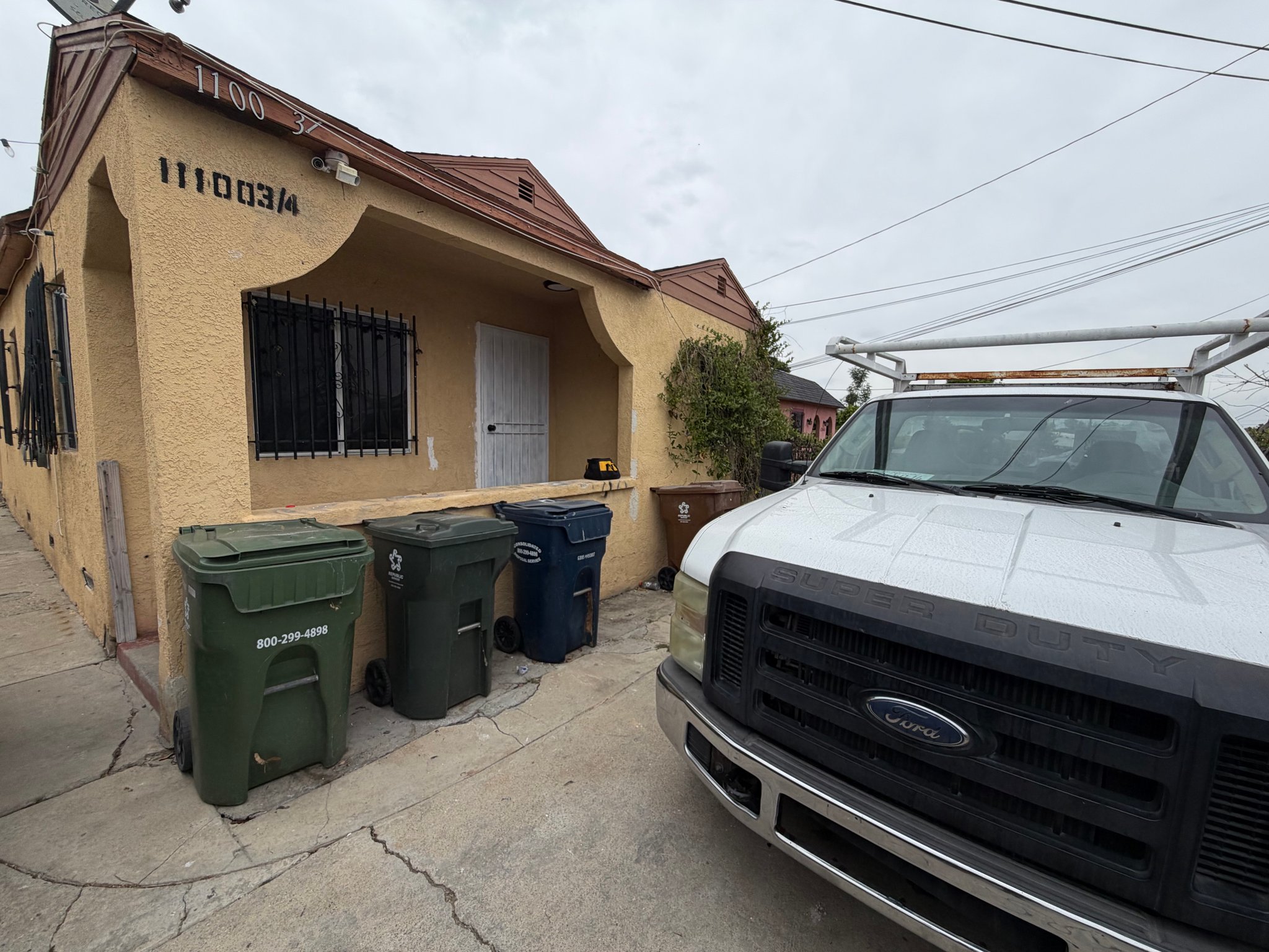 Los Angeles Townhome: 11100 Normandie Ave