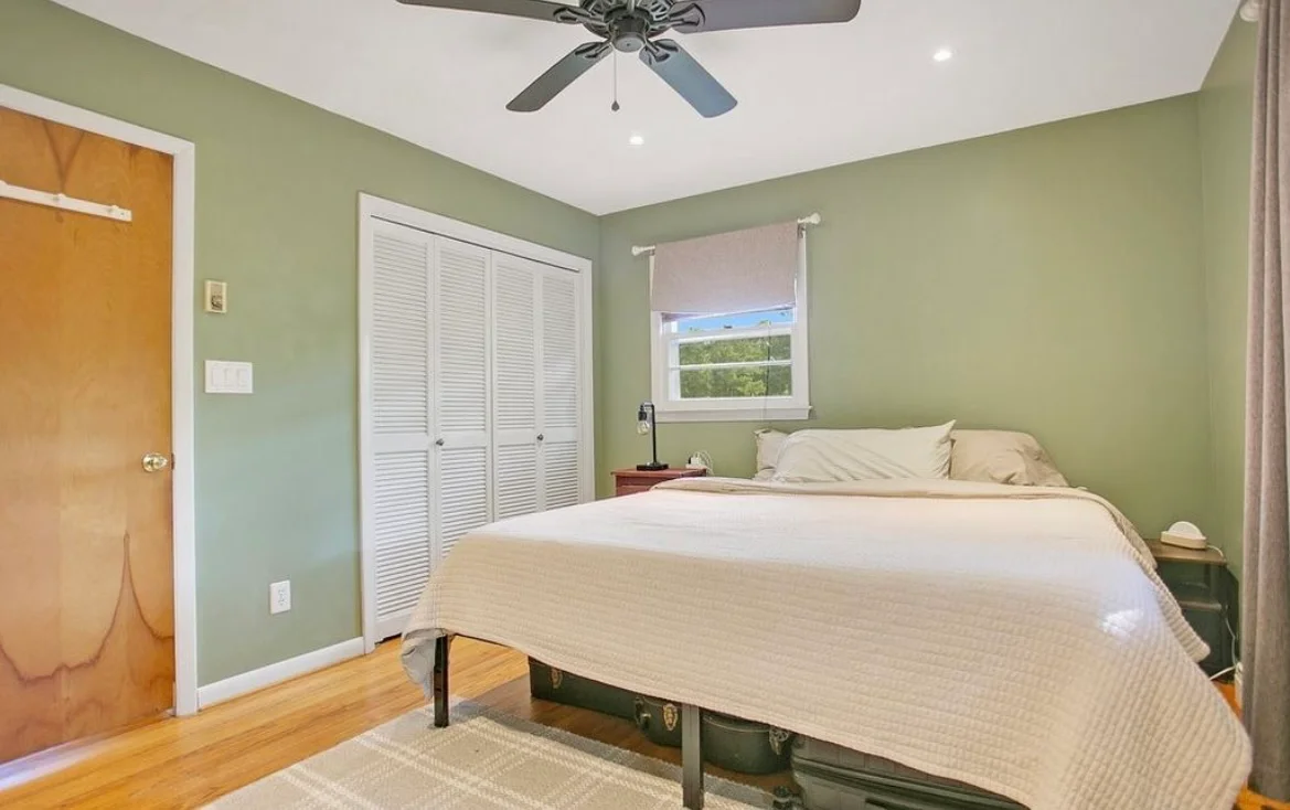 Fayetteville House: 607 Oakdale Drive