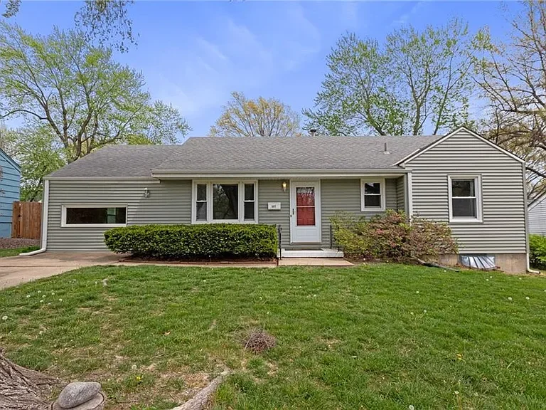 Mission House: 5617 Beverly Ave