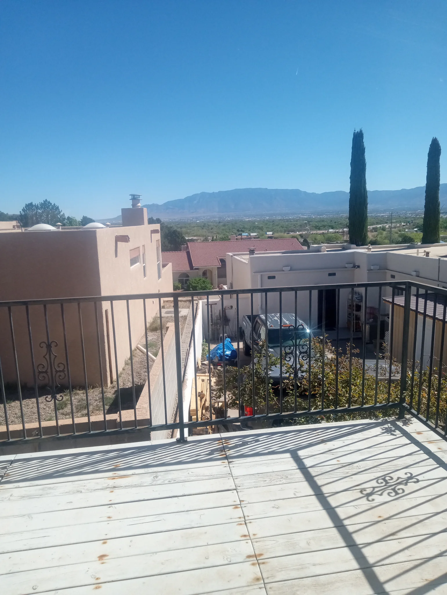 Albuquerque House: 1618 Cliffside Dr NW