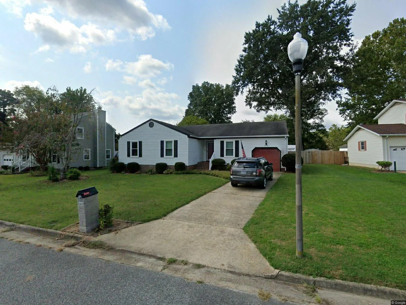 Newport News House: 229 Telford Dr