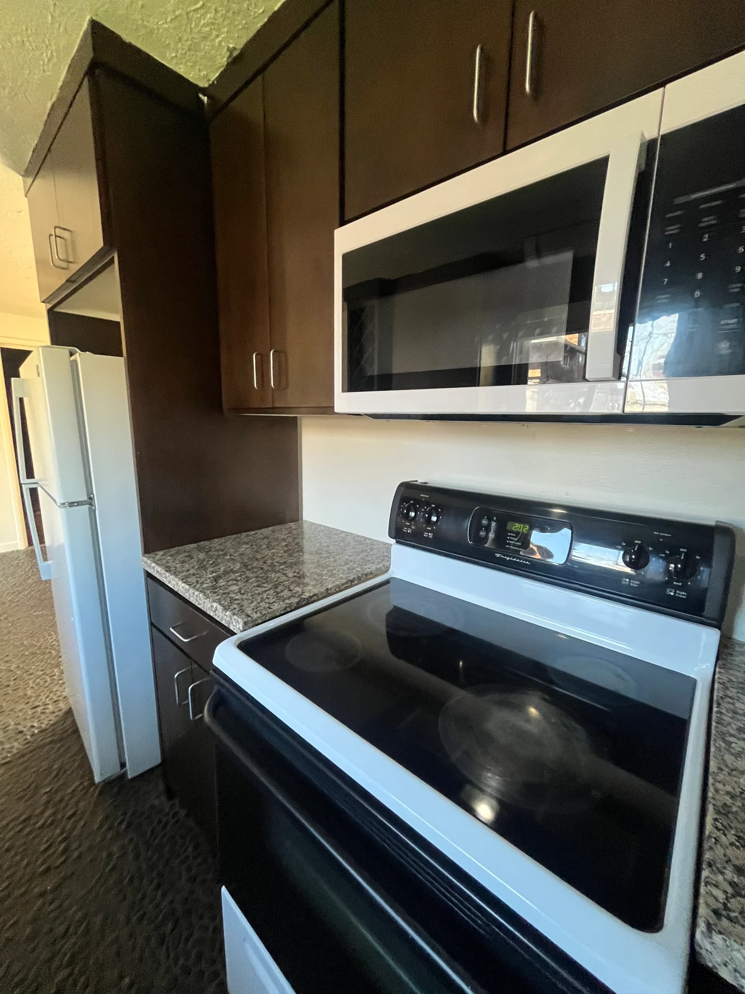 Portland House: 6459 NE 9th