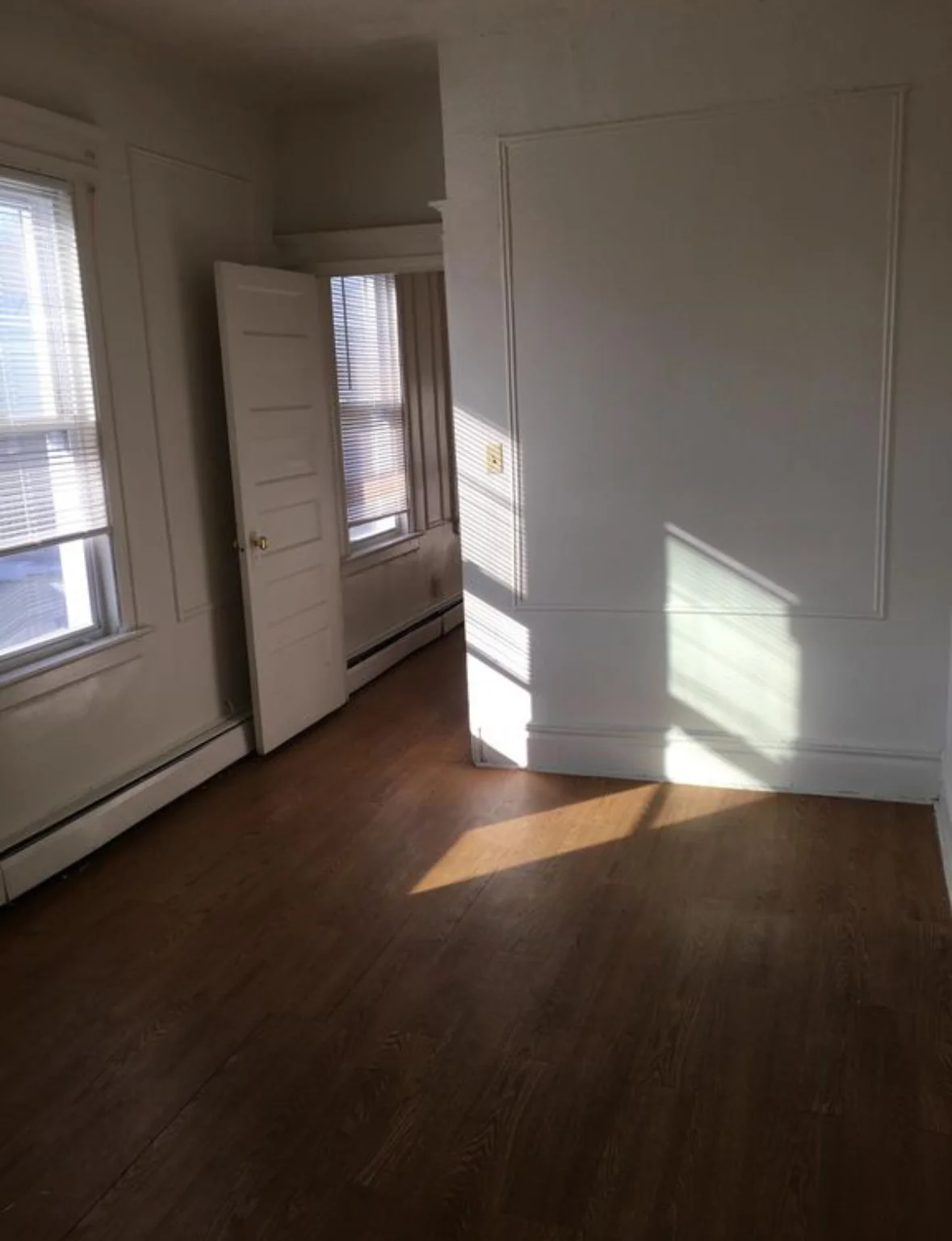 Newark Apartment: 155 Smith St