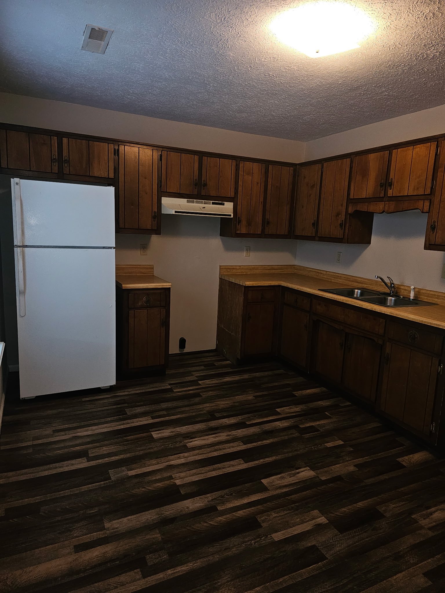 Hartsville Apartment: 378 River St 5E