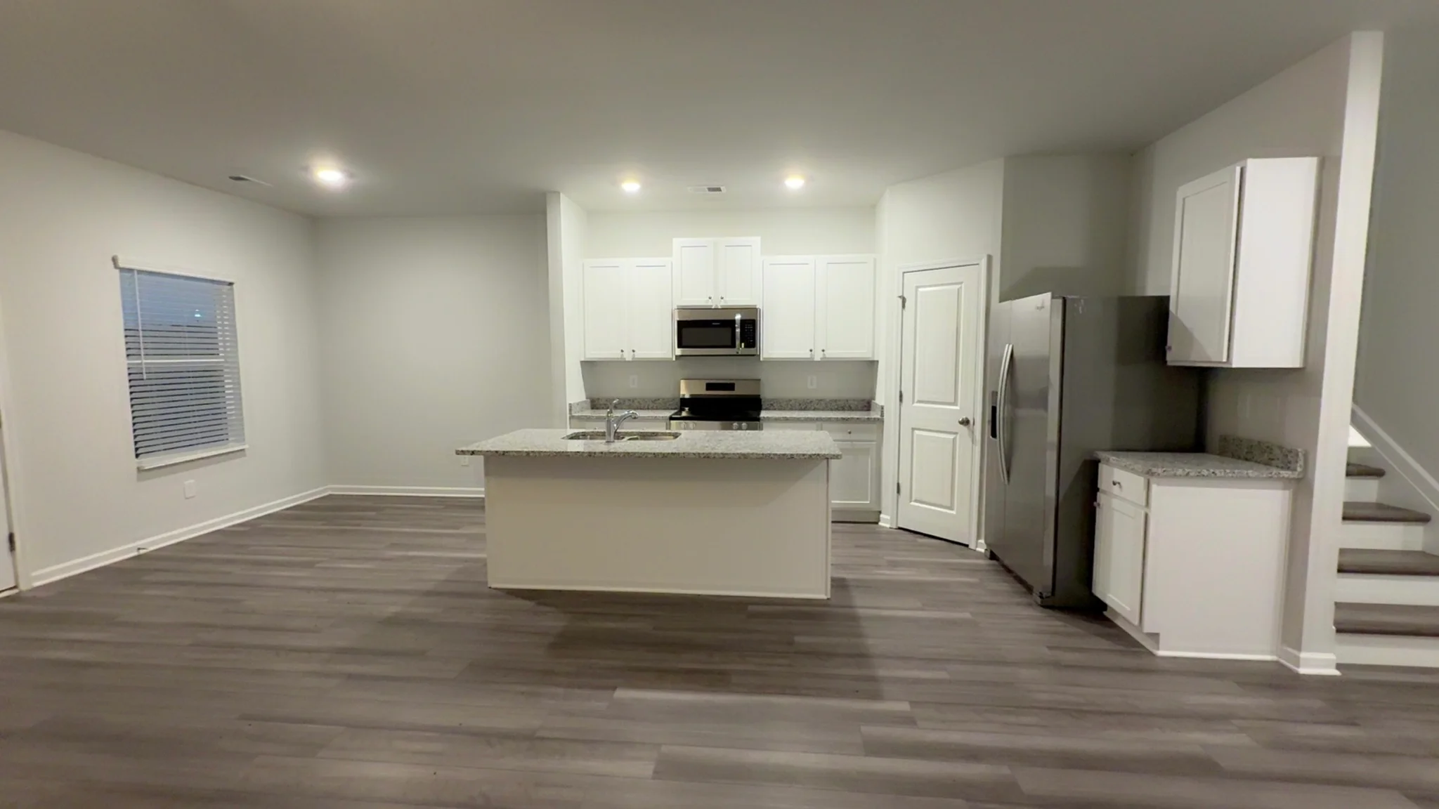 Calhoun Townhome: 124 Brexley Dr