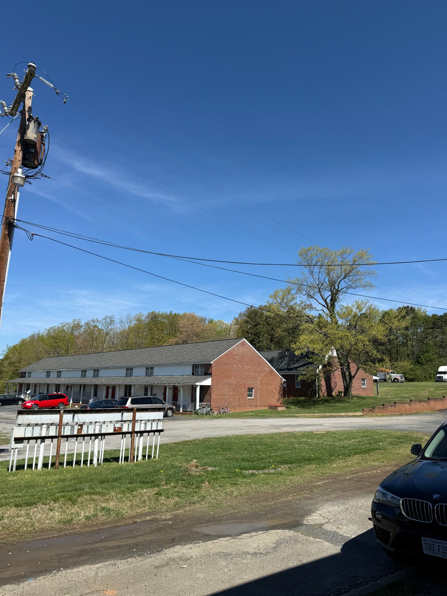 Dillwyn Apartment: 171 Sprouses Corner Rd.