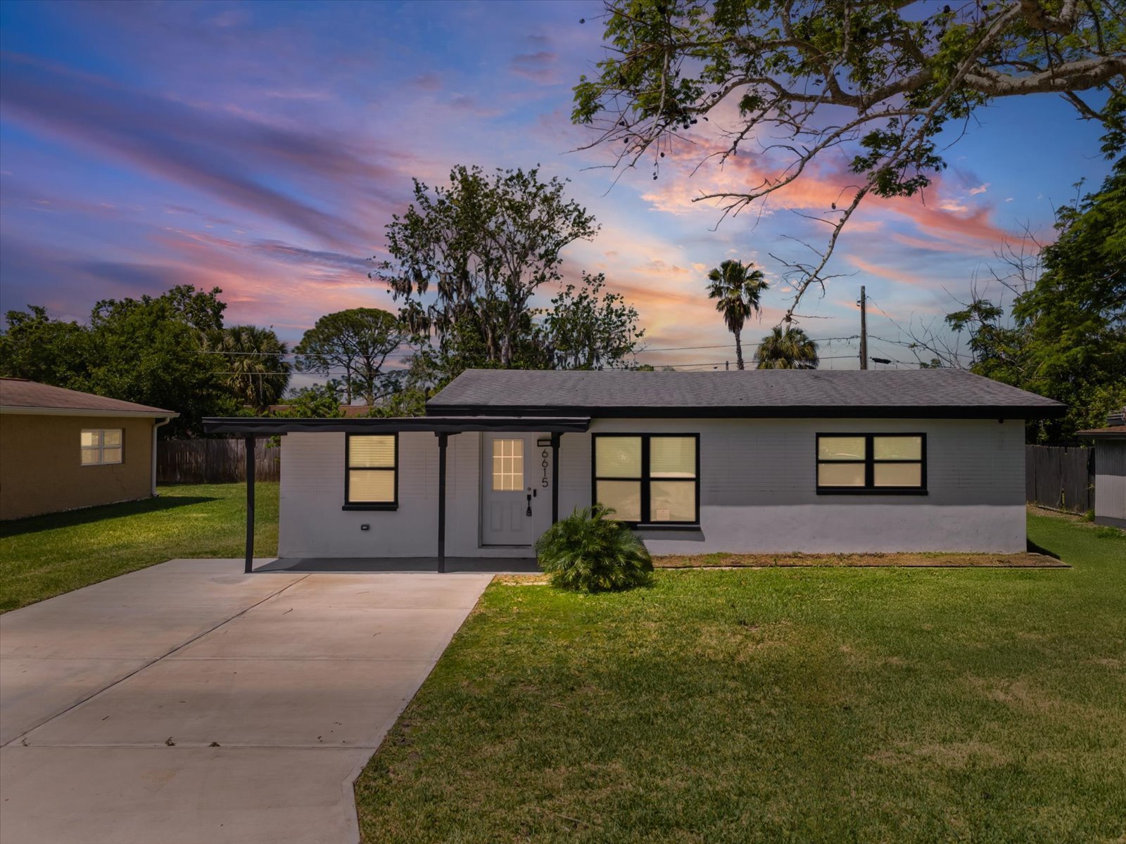 New Port Richey House: 6615 Del Prado Ter