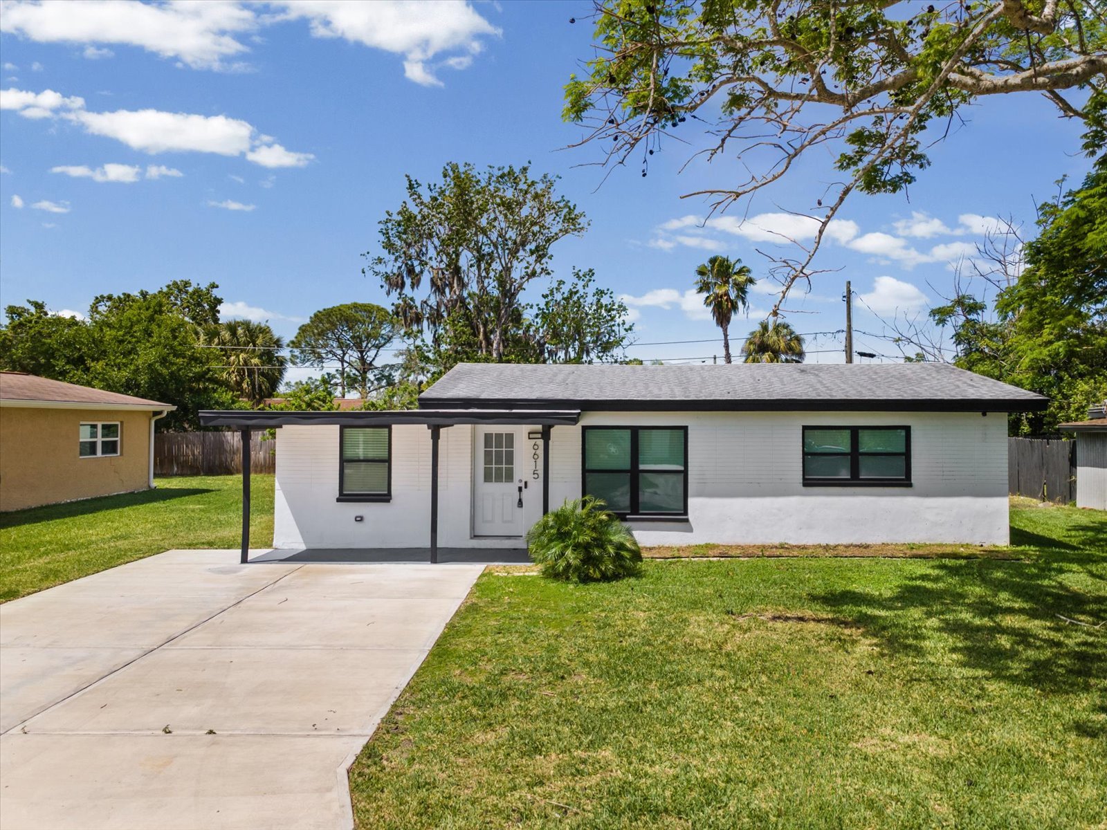 New Port Richey House: 6615 Del Prado Ter