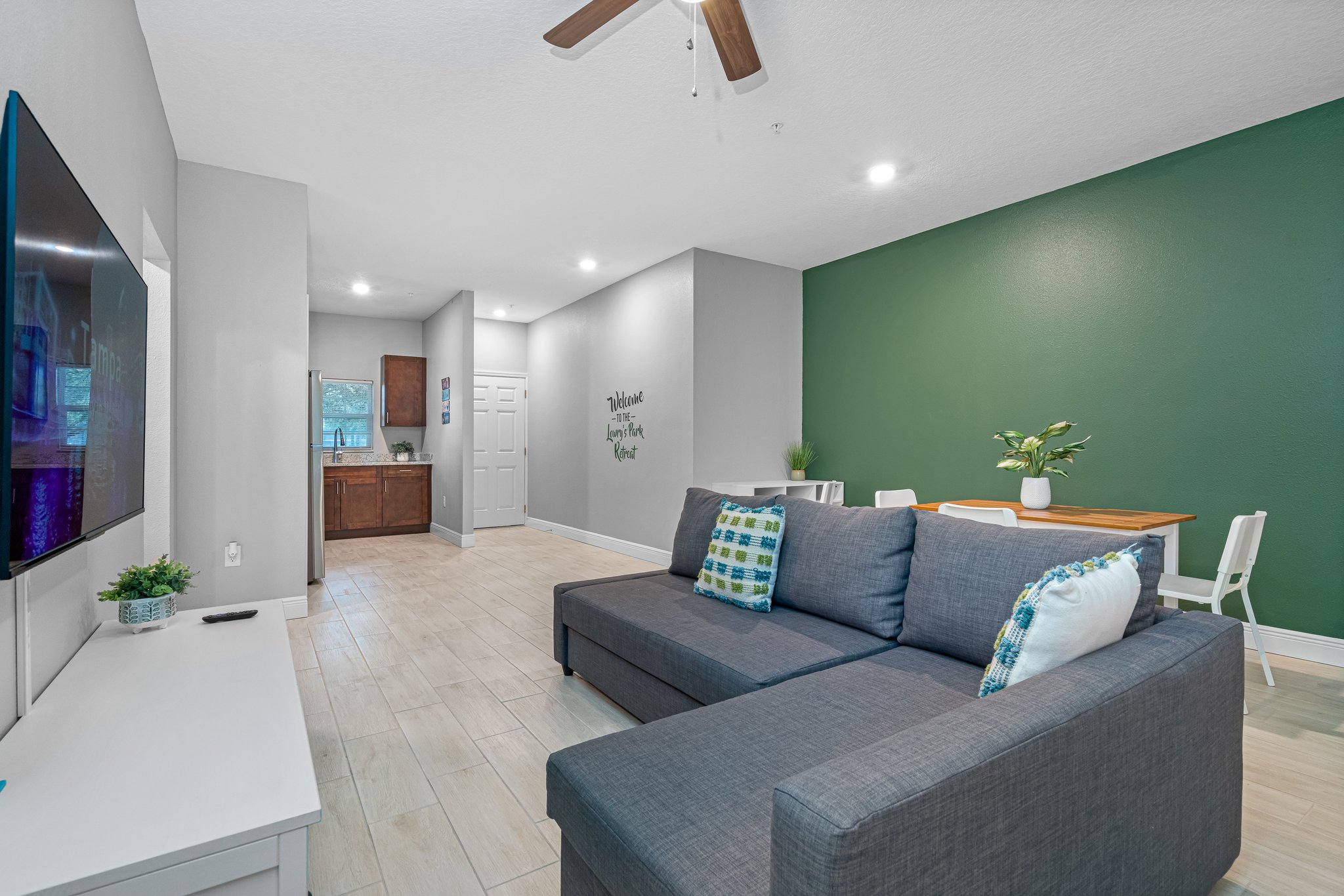 Tampa Apartment: 1801 W Sligh Ave