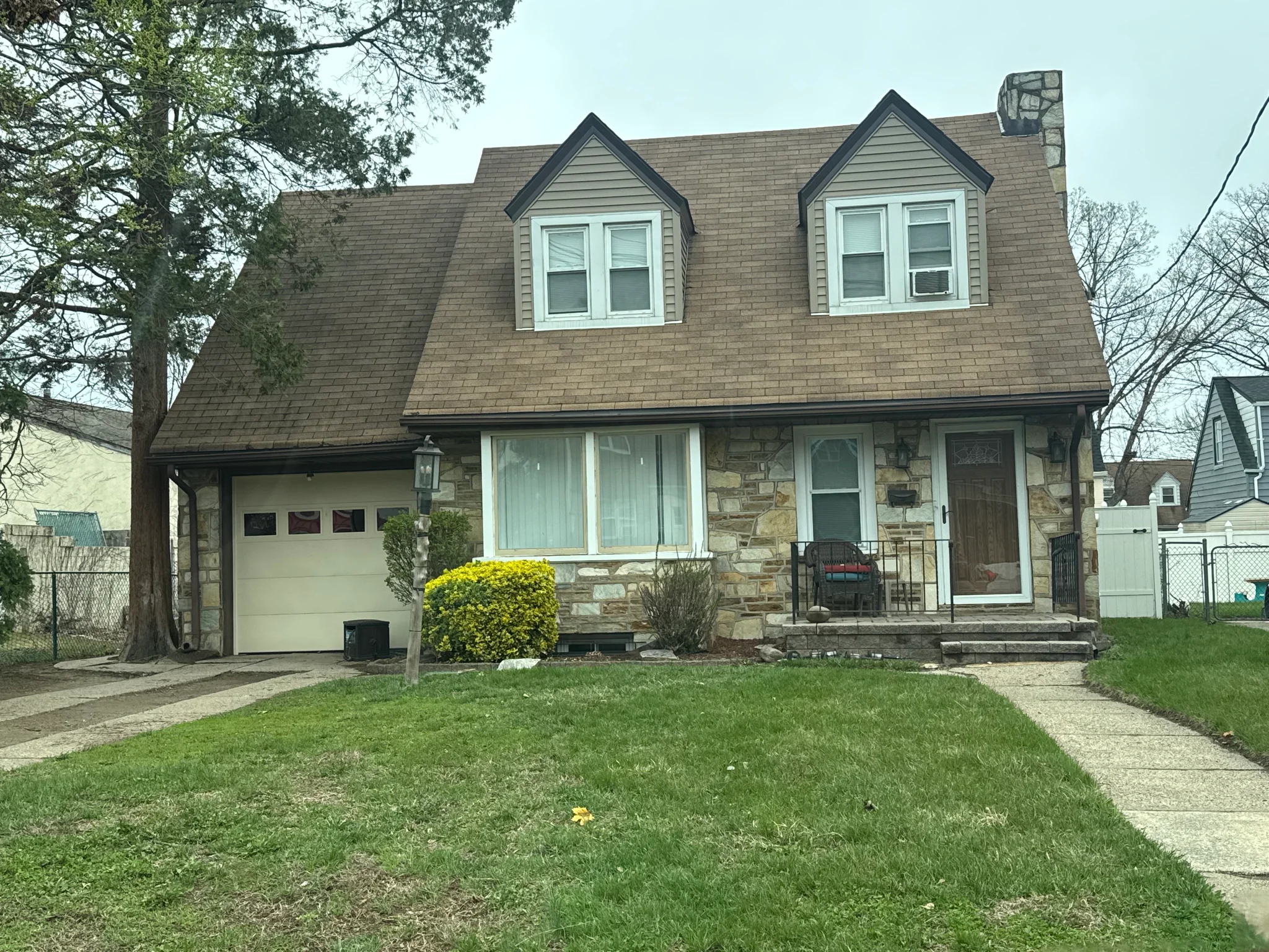 Hamilton House: 320 Massachusetts Avenue