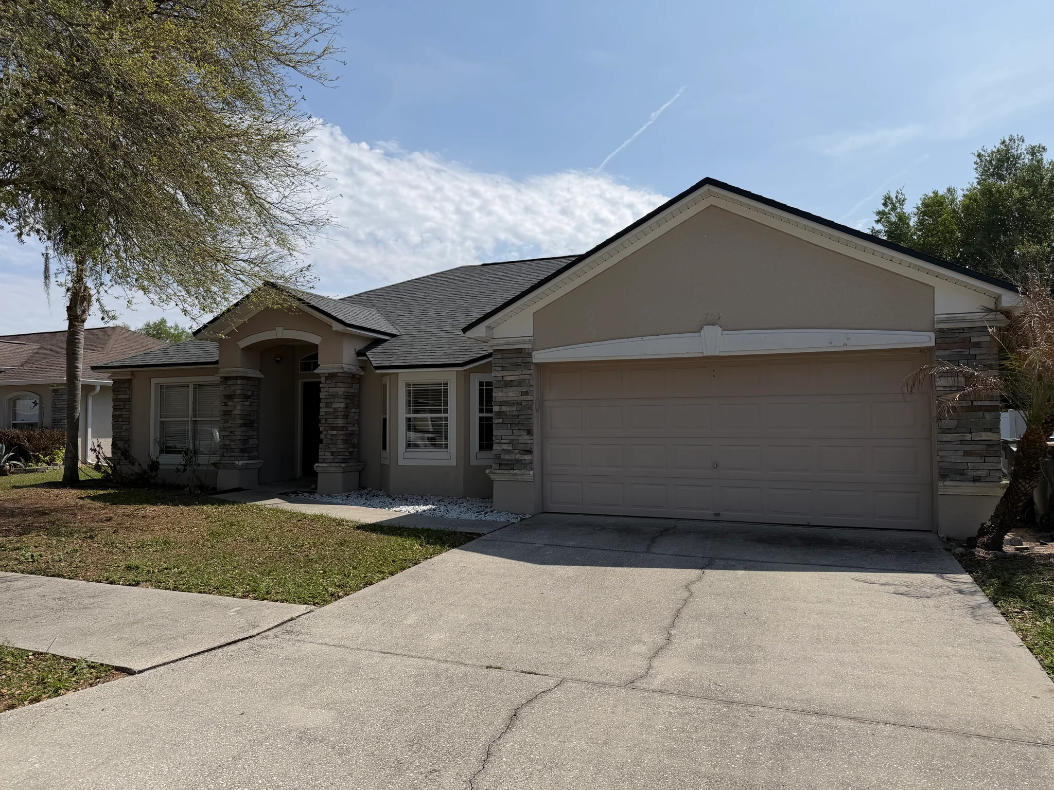 Bartow House: 1755 James Pointe Dr