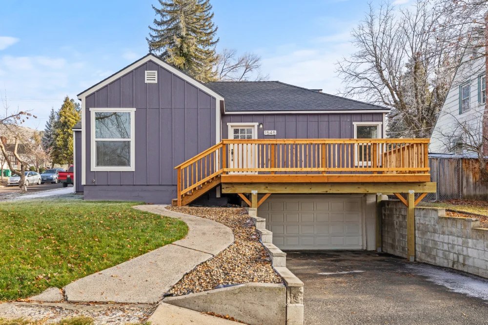 Klamath Falls House: 1545 N Eldorado Ave