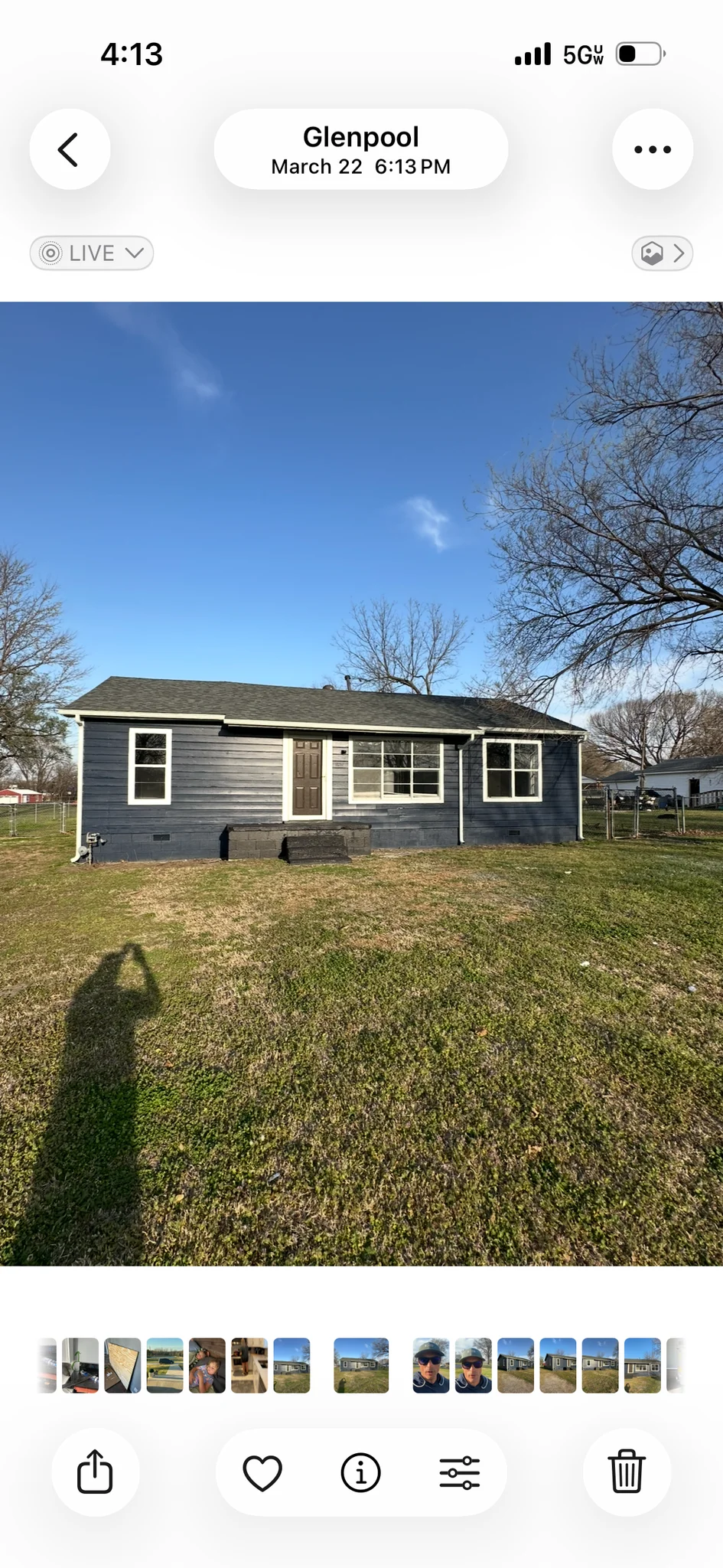 Glenpool House: 14257 S Broadway St