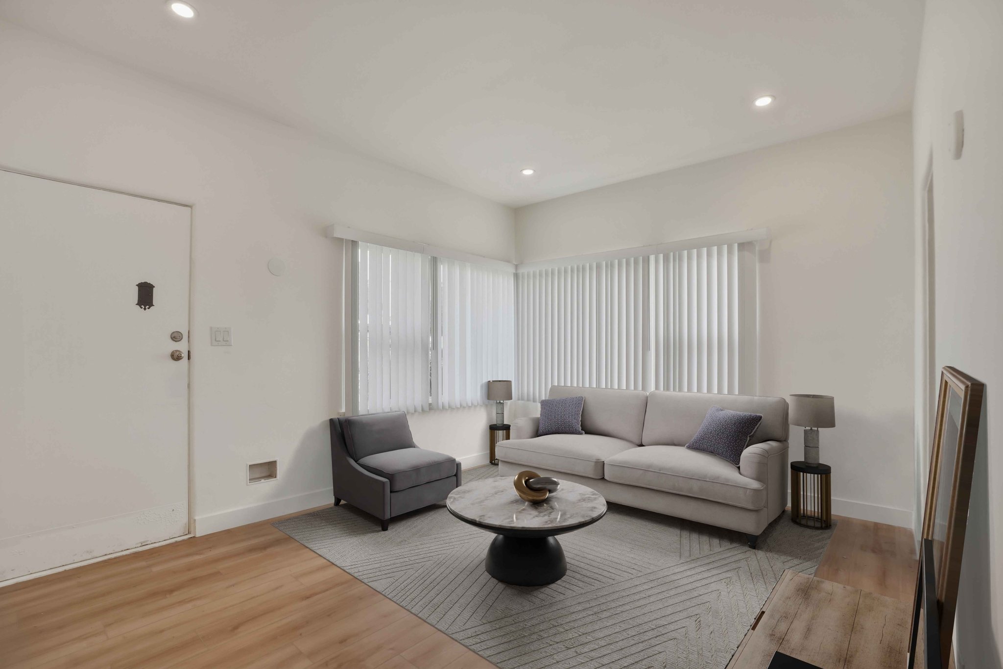 Santa Monica Apartment: 2317 Ocean Park Blvd Santa Monica, CA 90405