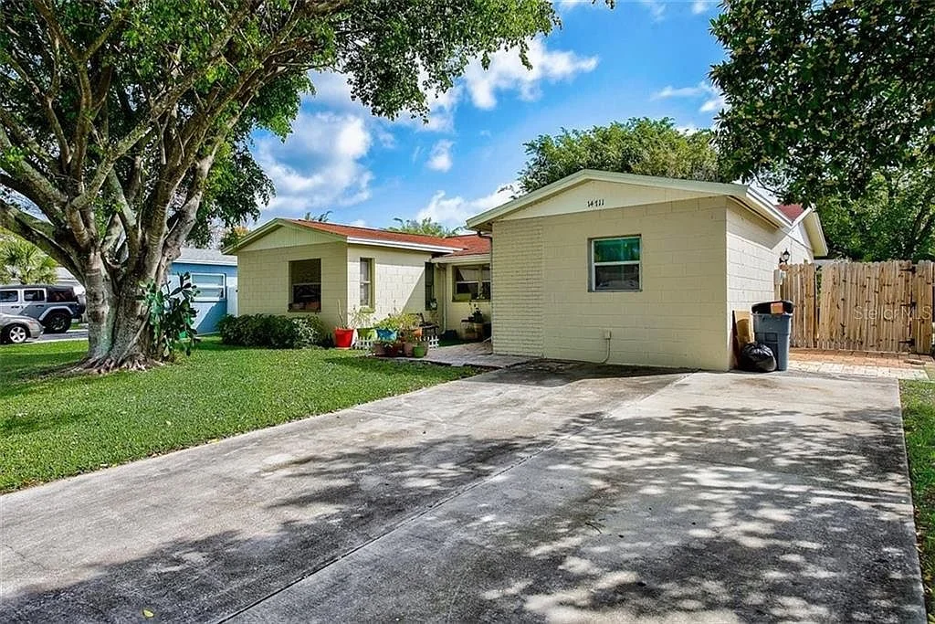 Clearwater House: 14711 55th Way N