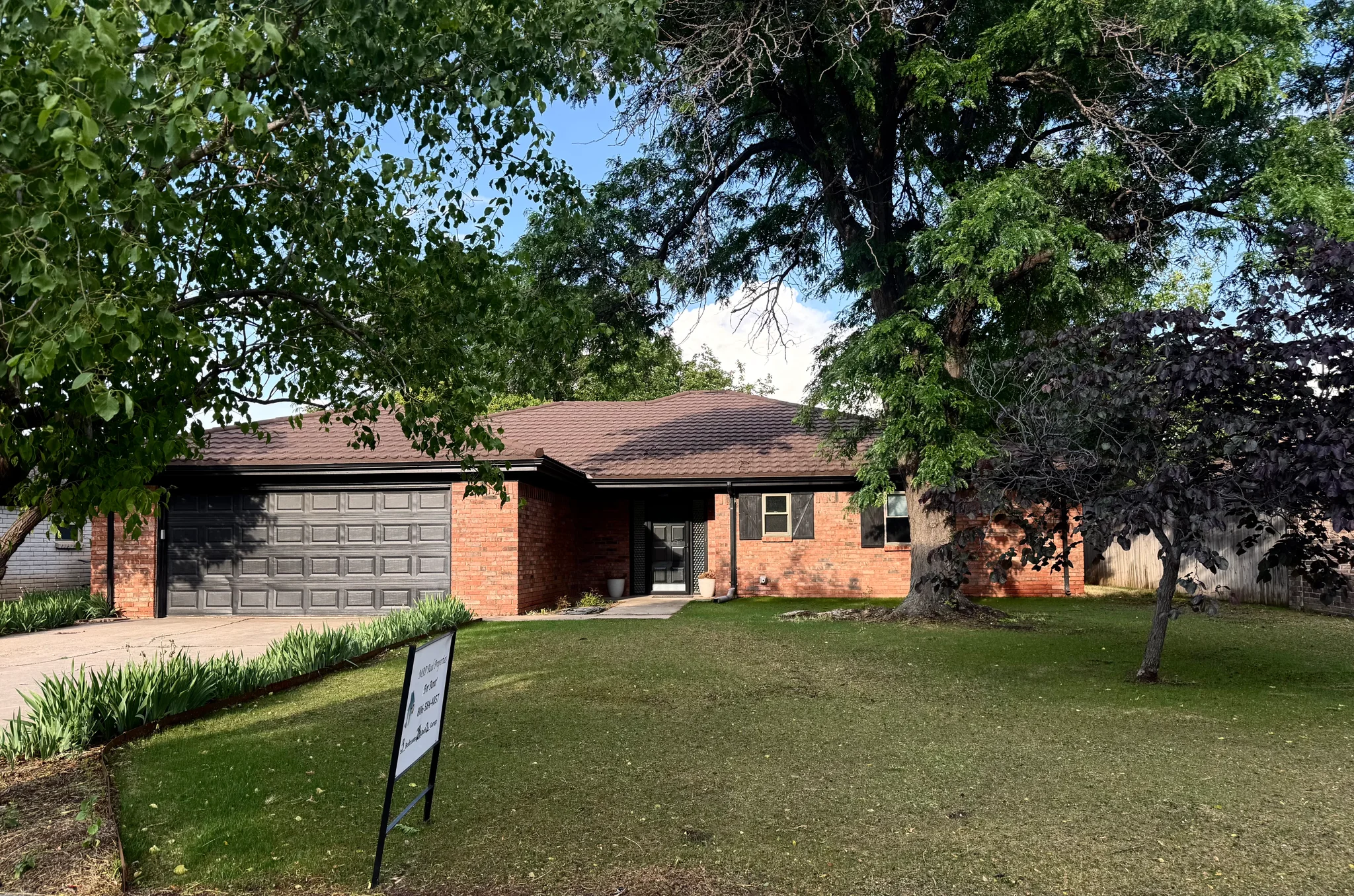 Amarillo House: 3703 Montague Dr