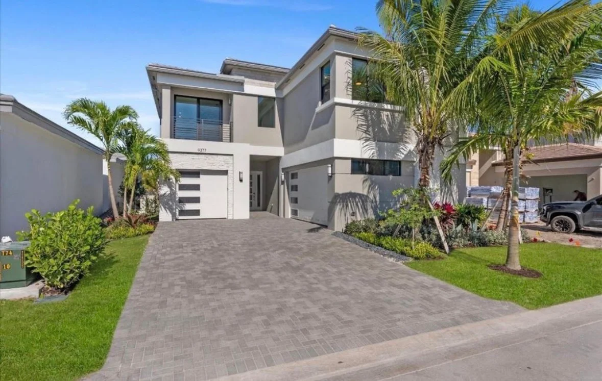 Boca Raton House: 9377 Tangerine Coast Dr