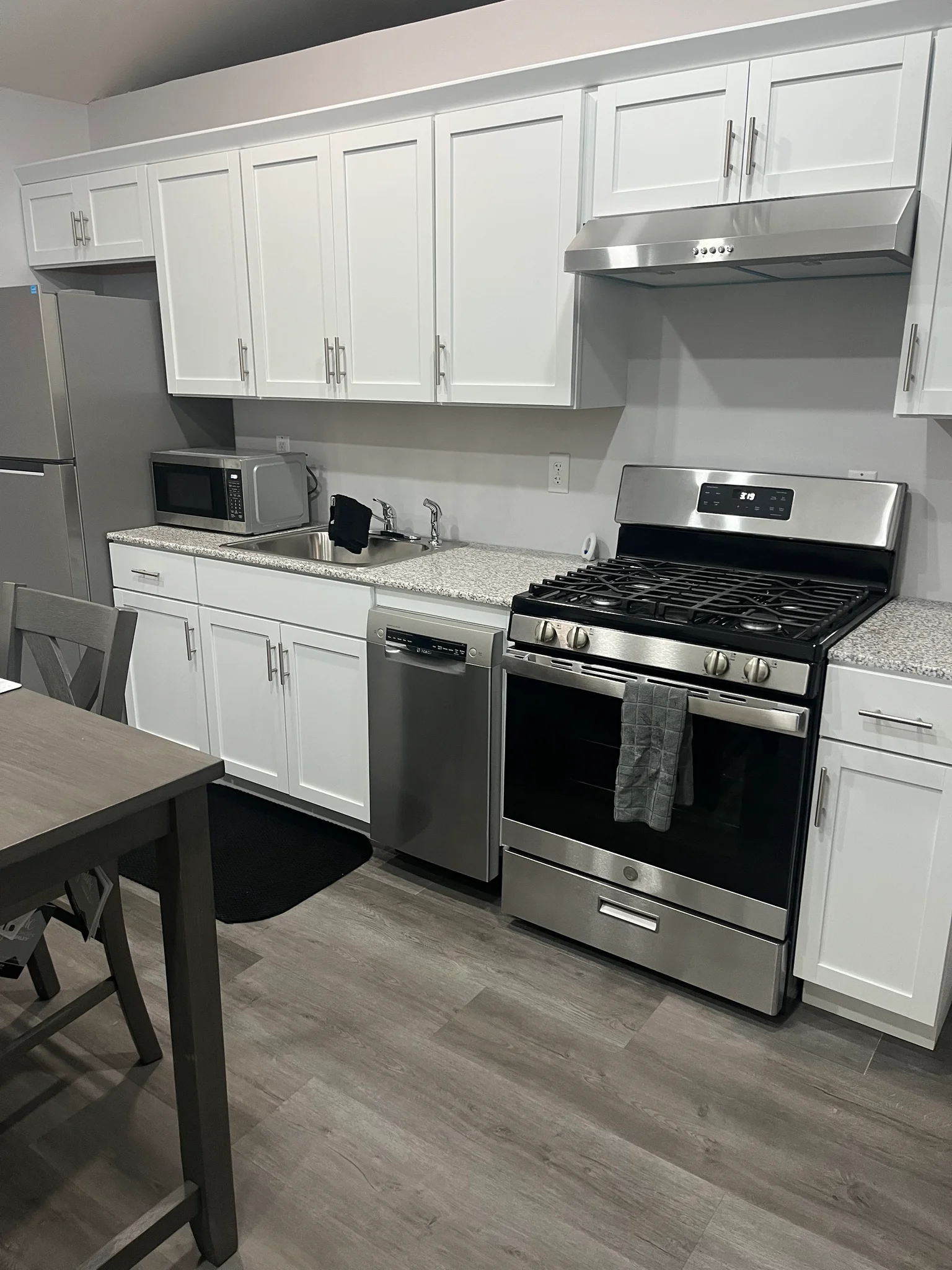 buffalo House: 193 Southampton