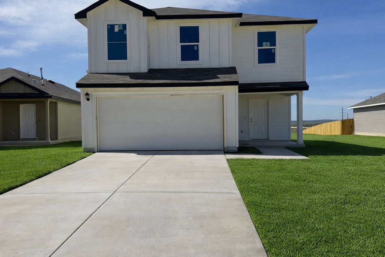 San Antonio House: 1671 House Finch