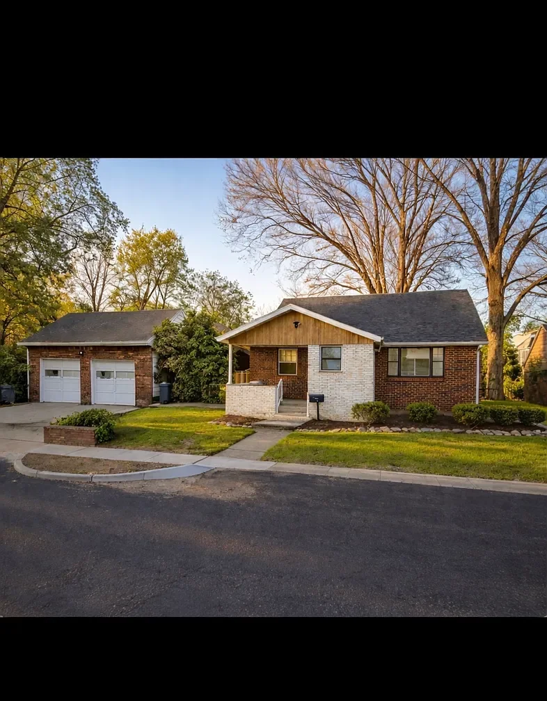 Rochelle Park House: 155 Madison Avenue