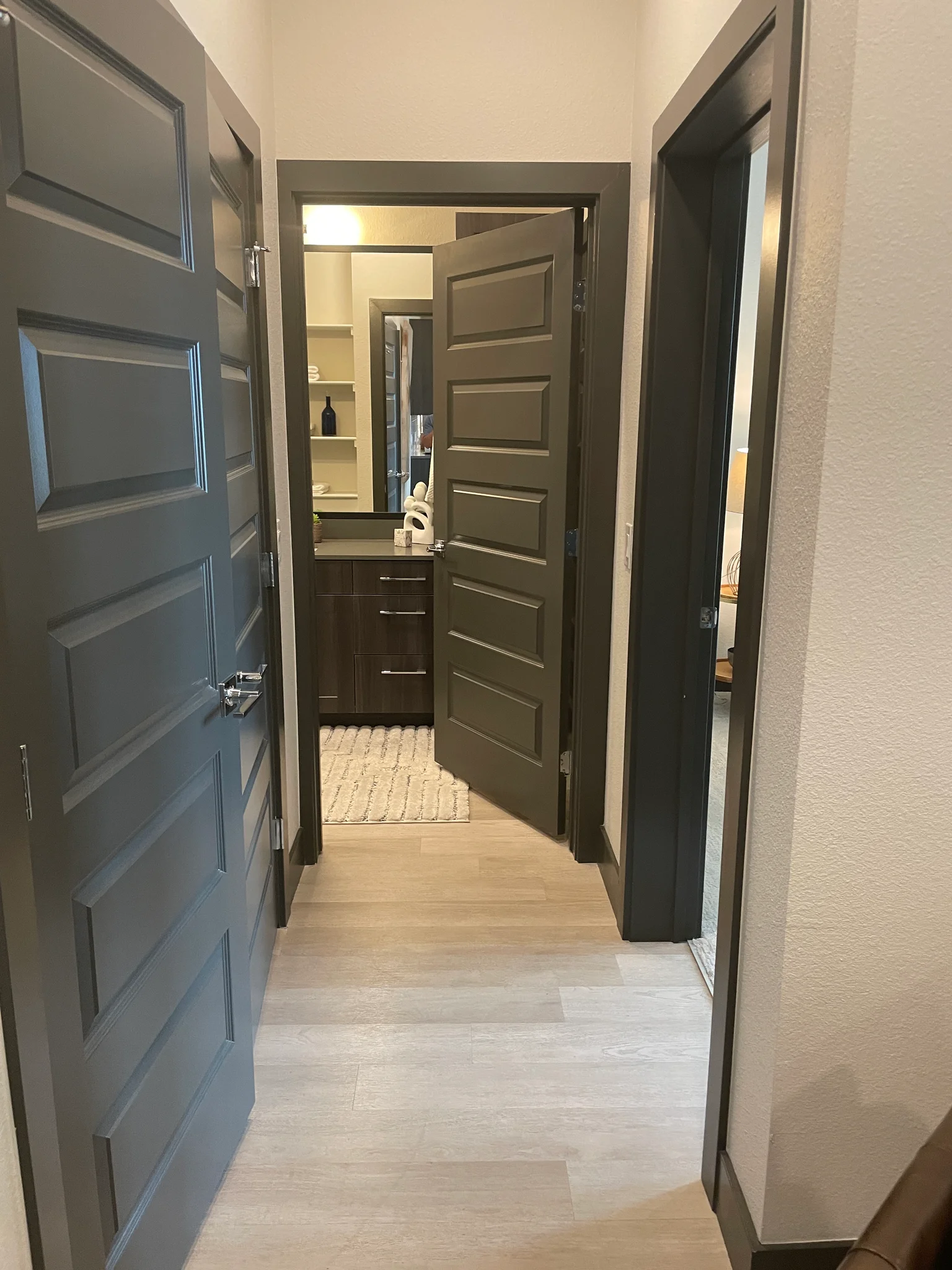 Denver Apartment: 2600 Wewatta Way