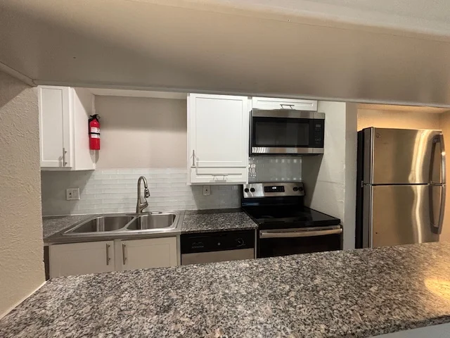 Irving Multiplex: 2010 Estrada pkwy