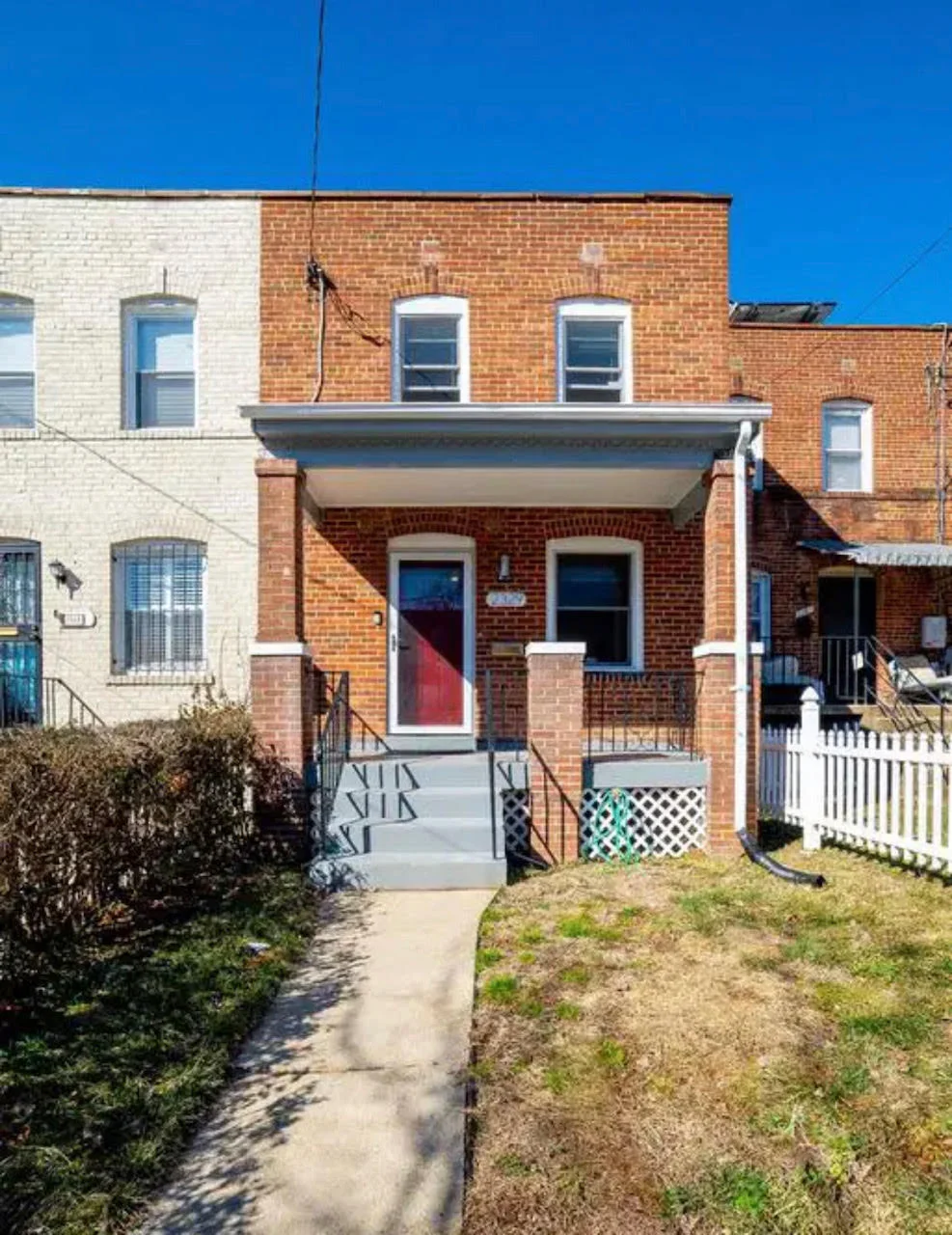 Washington Townhome: 2329 14th Pl SE