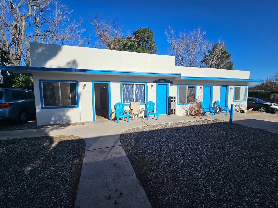 Cottonwood Apartment: 767 N Main