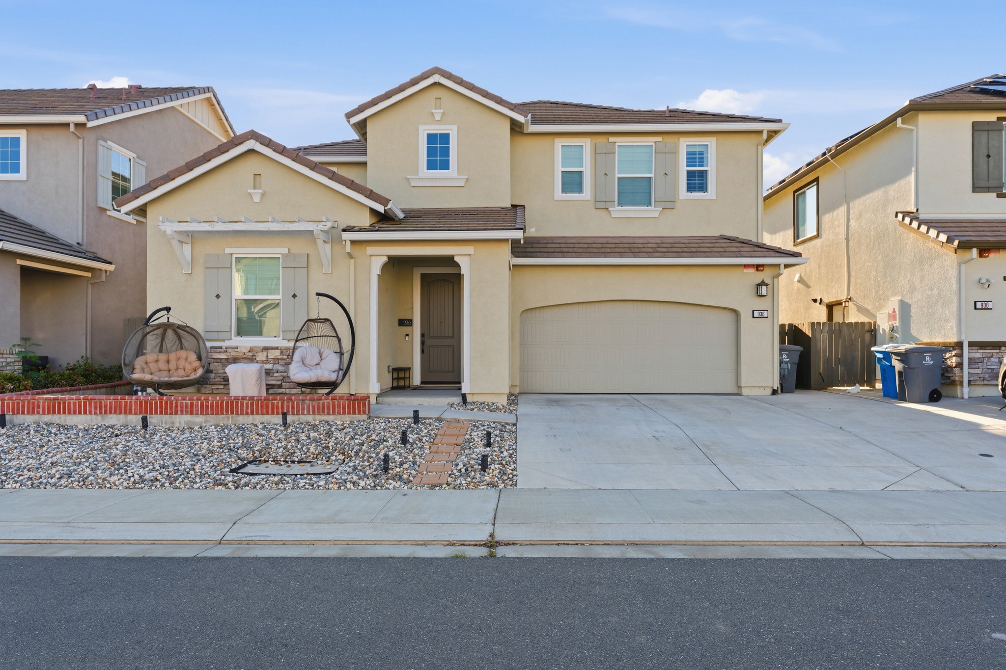 Vacaville House: 936 Bergenia St