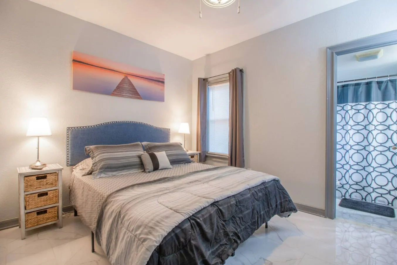 orlando House: 1815 Larkin Avenue