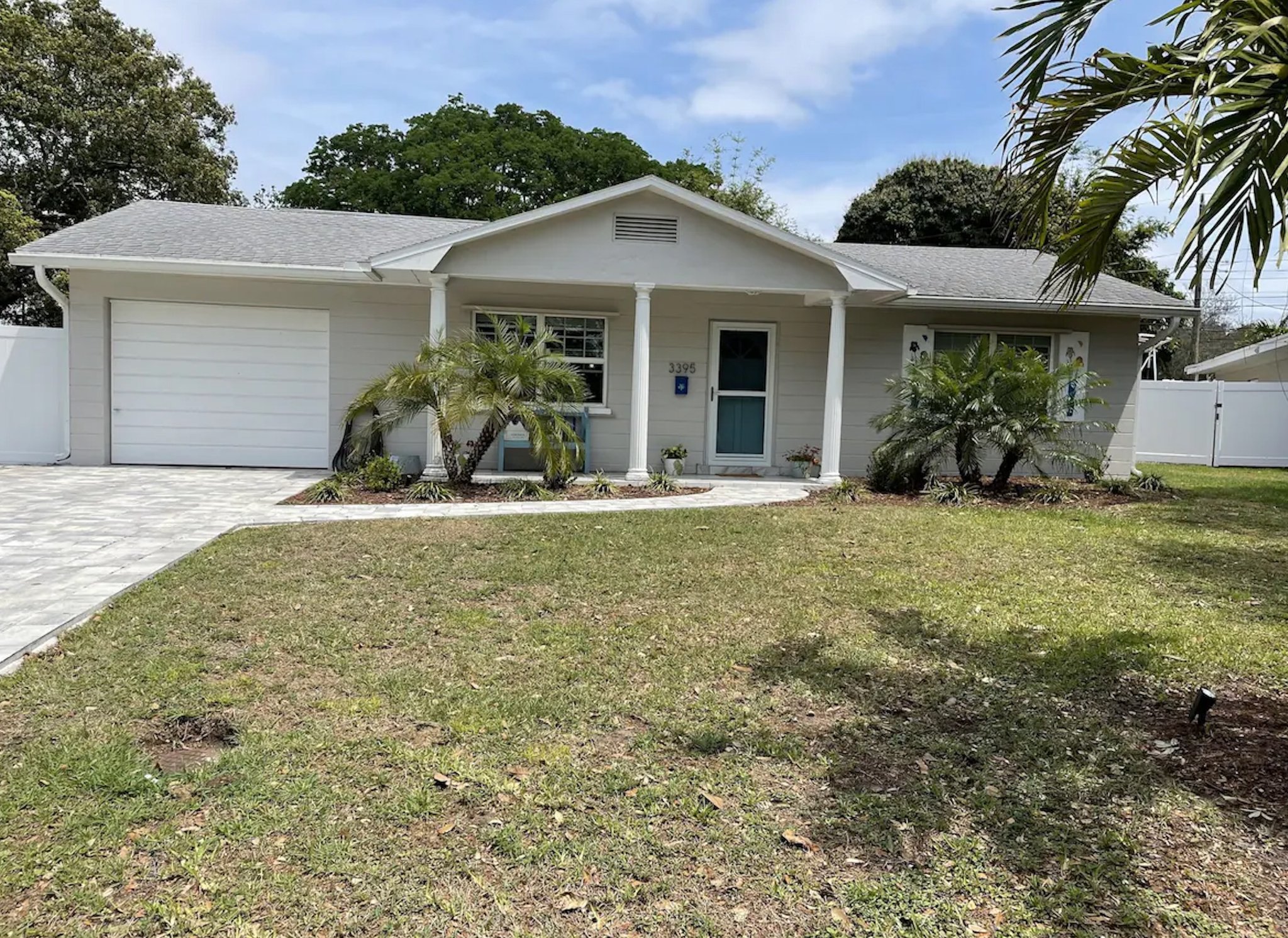 Saint Petersburg House: 3395 52nd Way N