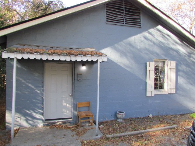 Sumter House: 20 Burgess Ct