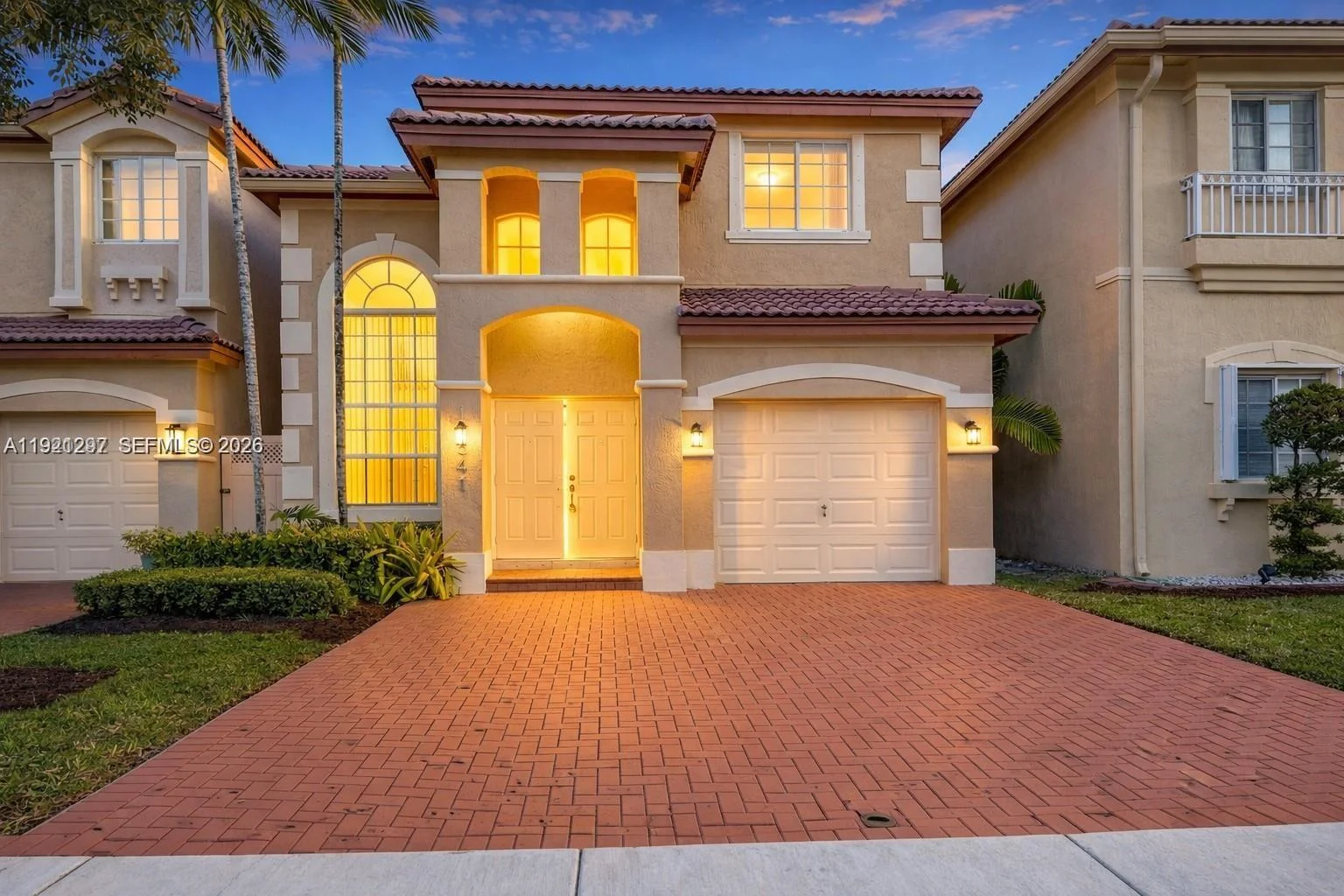 Doral House: 11541 NW 68th Ter