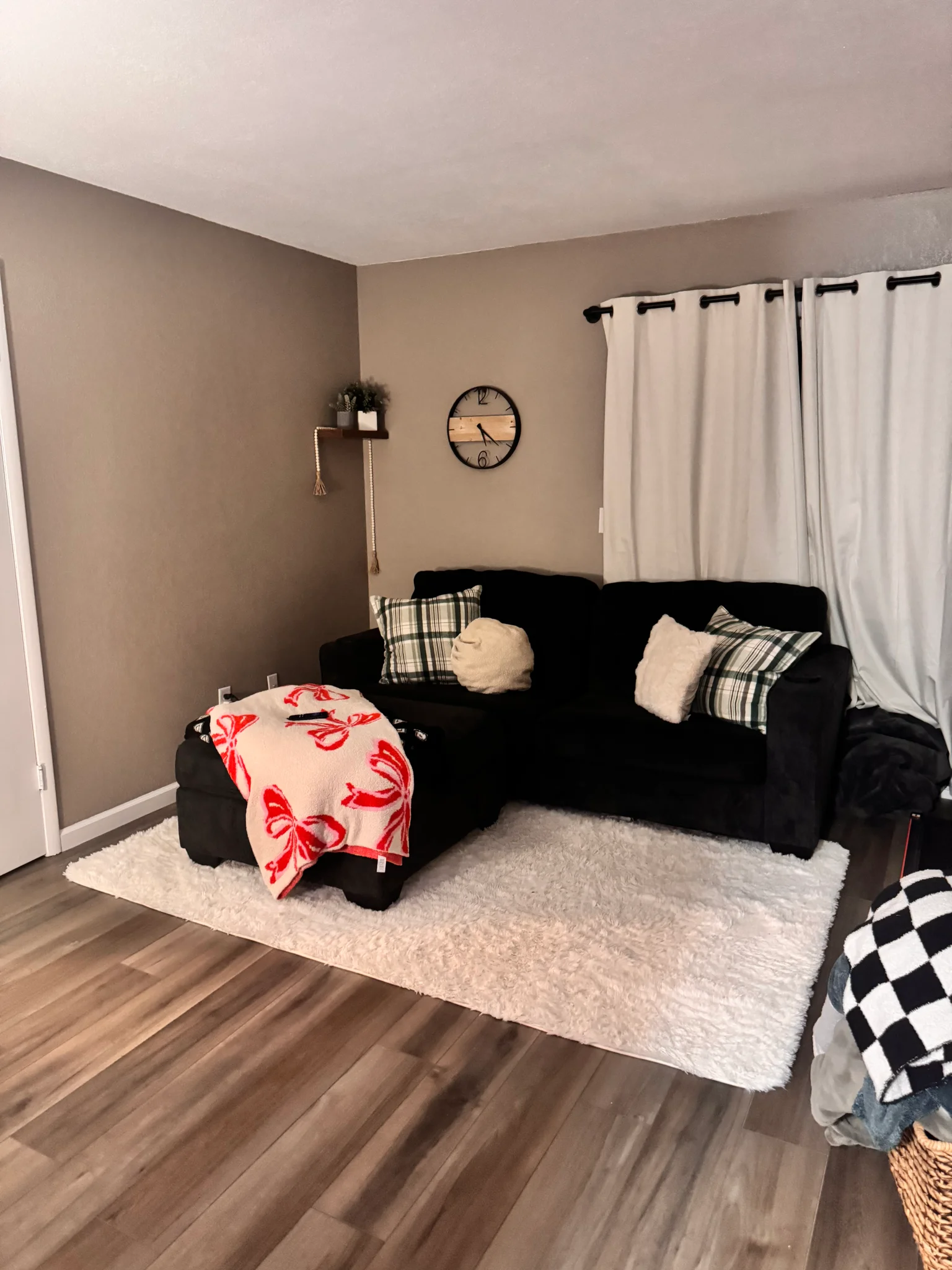 Albia Apartment: 316/318 S C St