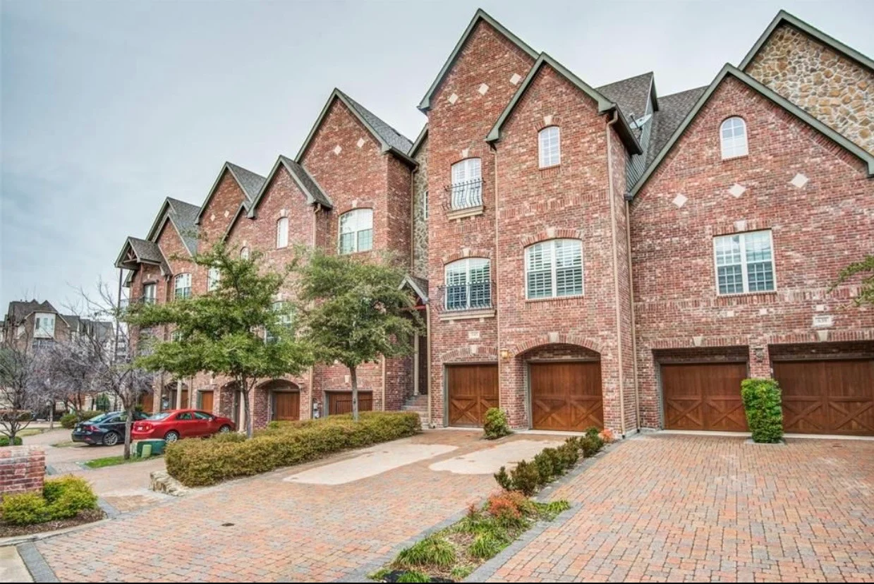 Irving Townhome: 643 Rockingham Dr