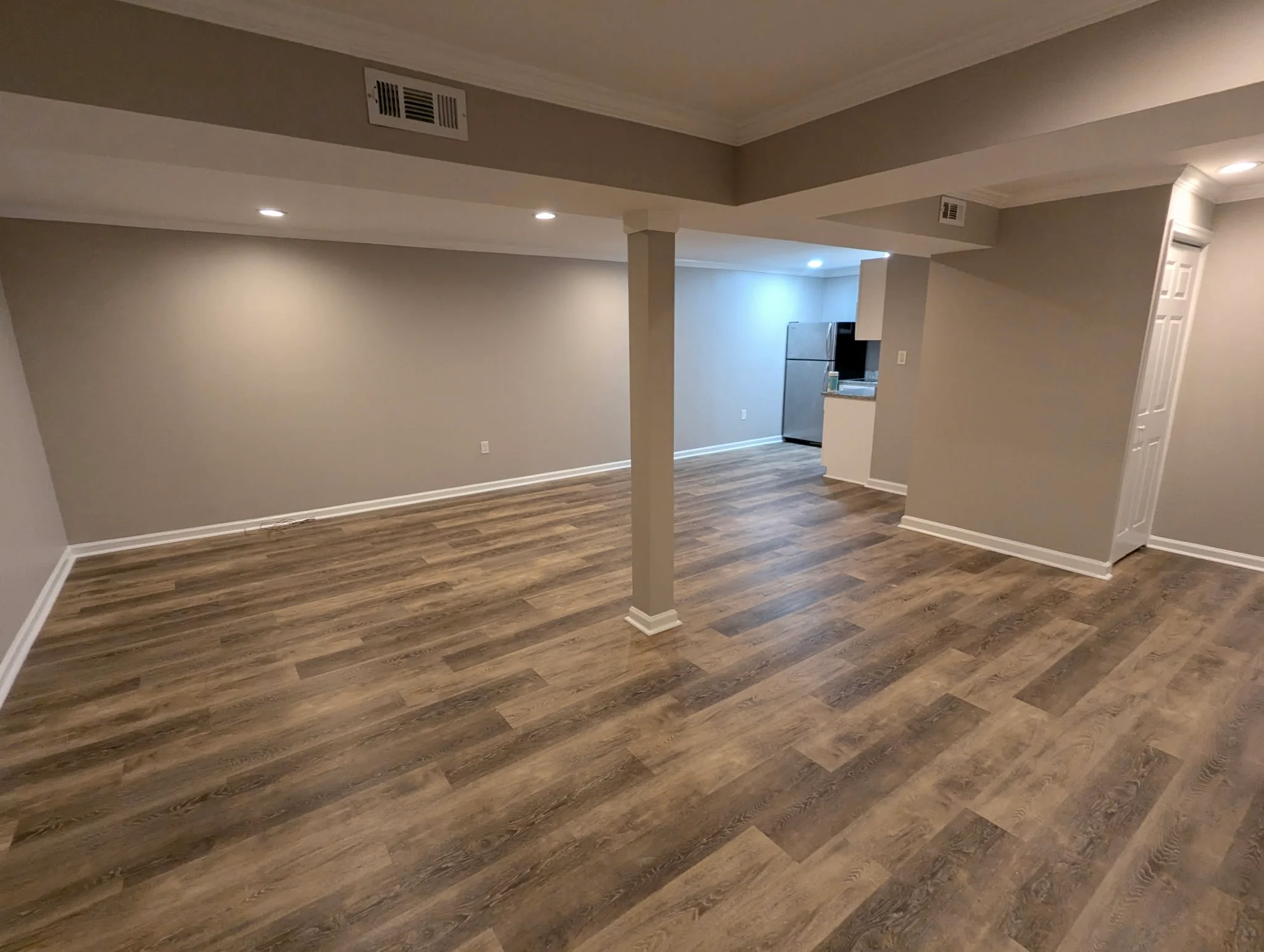 Bowie Apartment: 6708 Martindale Court