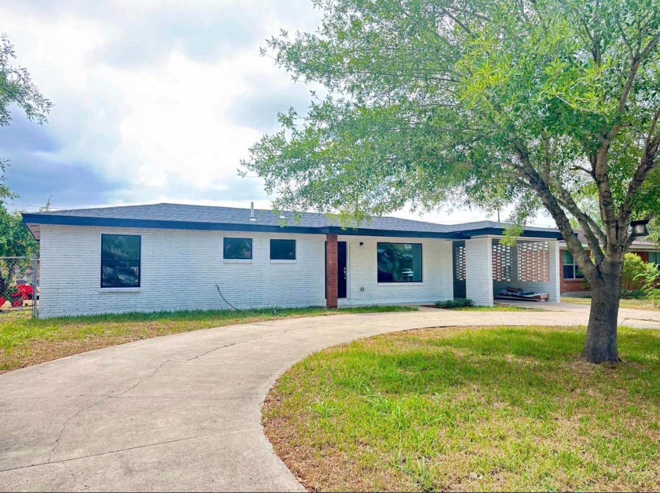 Mcallen House: 2125 Camellia Ave