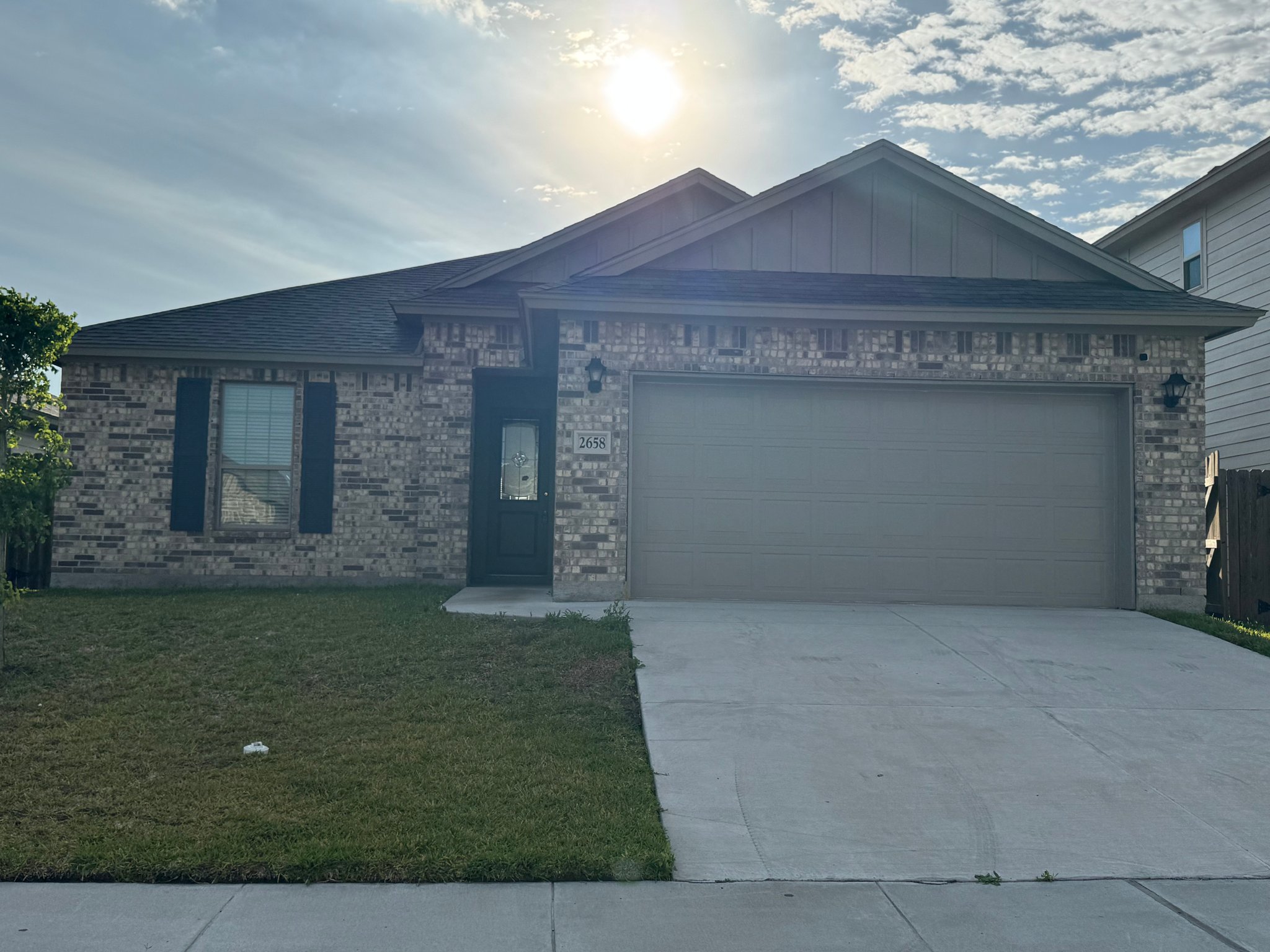 Corpus Christi House: 2658 westeros