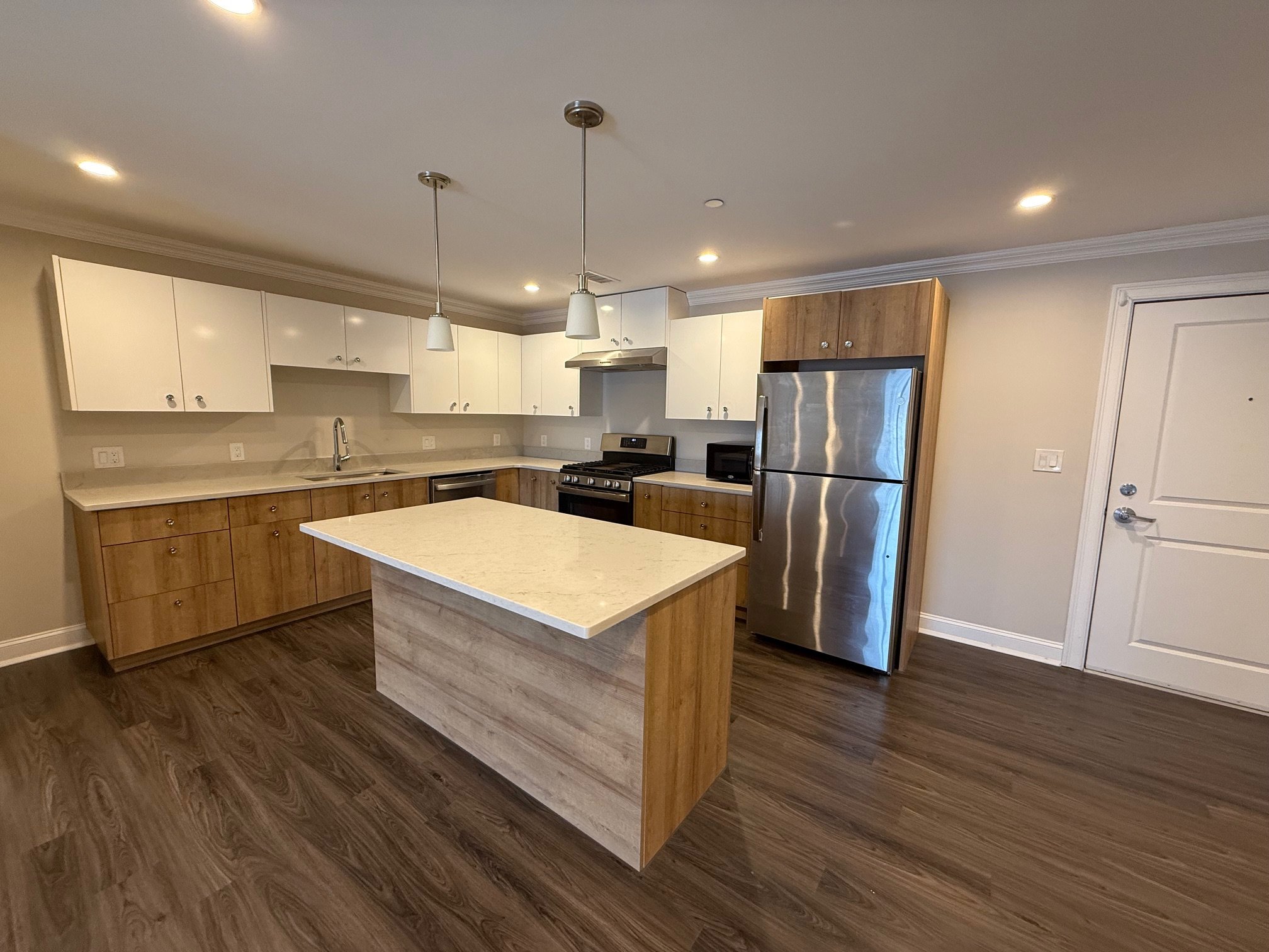 Dedham Condo: 918 Providence Highway