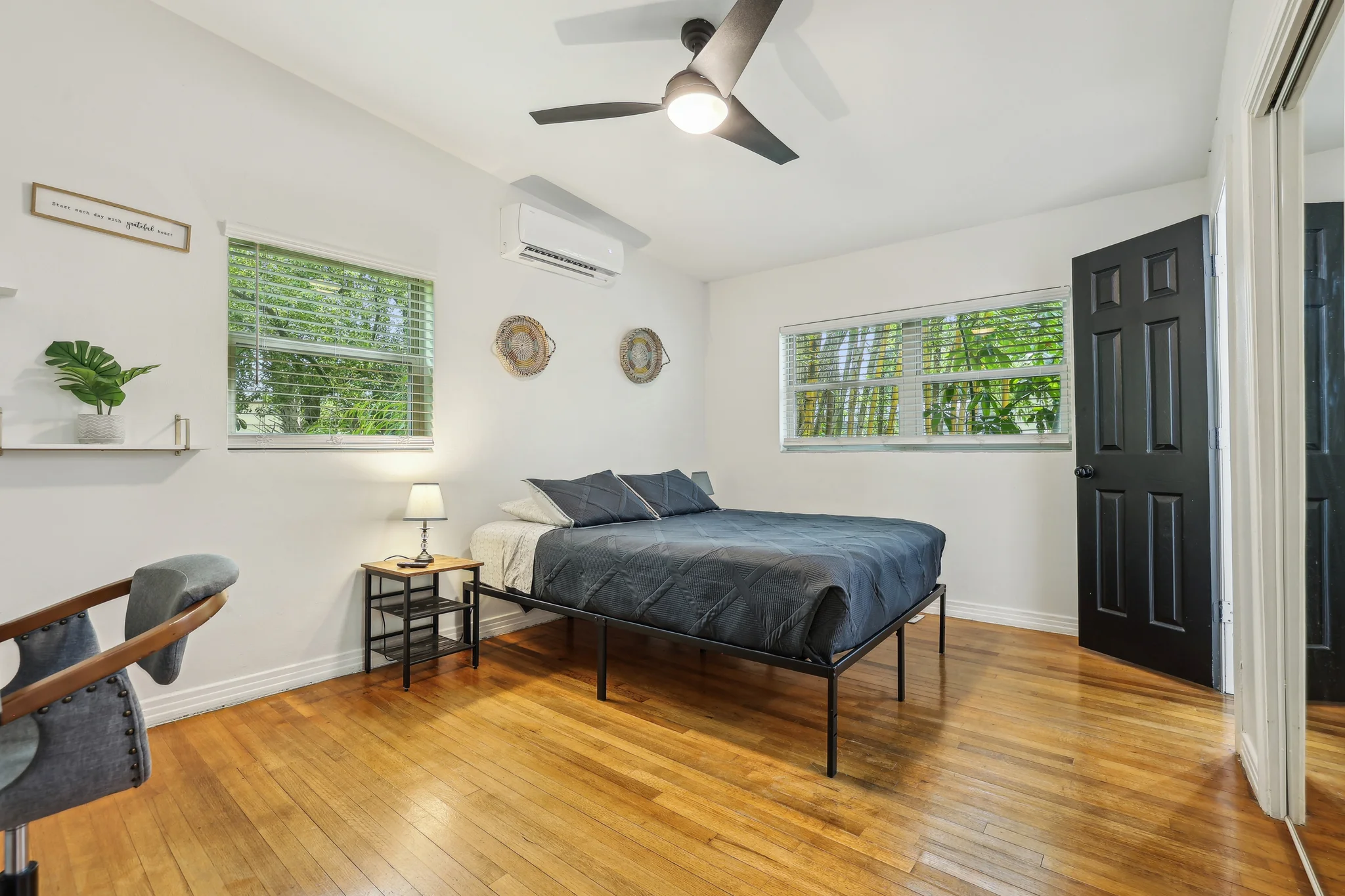 orlando House: 318 East Jersey Street