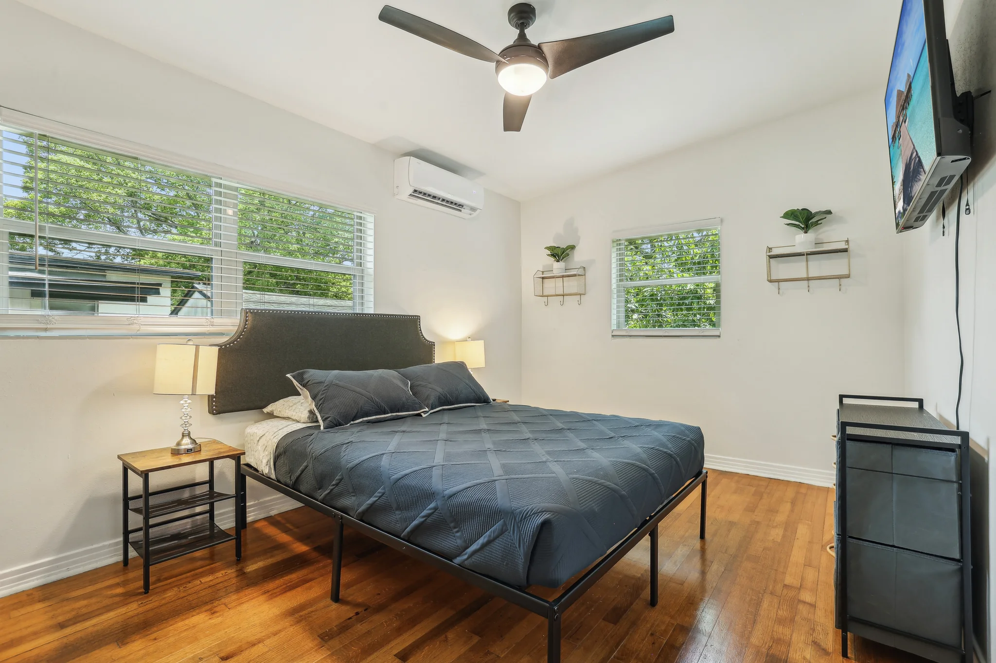 orlando House: 318 East Jersey Street